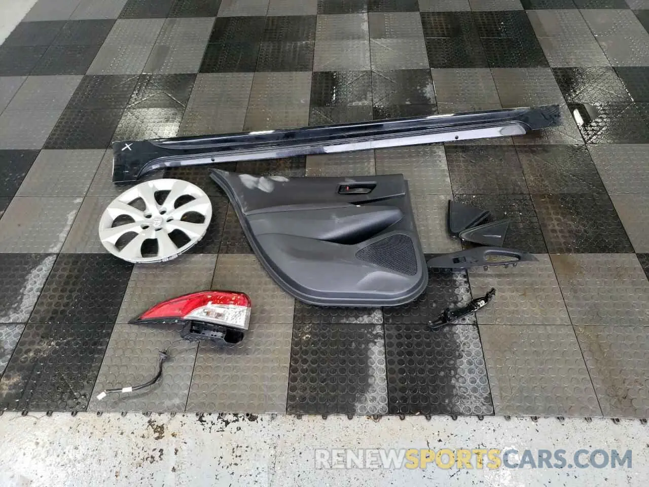 12 Фотография поврежденного автомобиля 5YFB4MDE0PP045367 TOYOTA COROLLA 2023