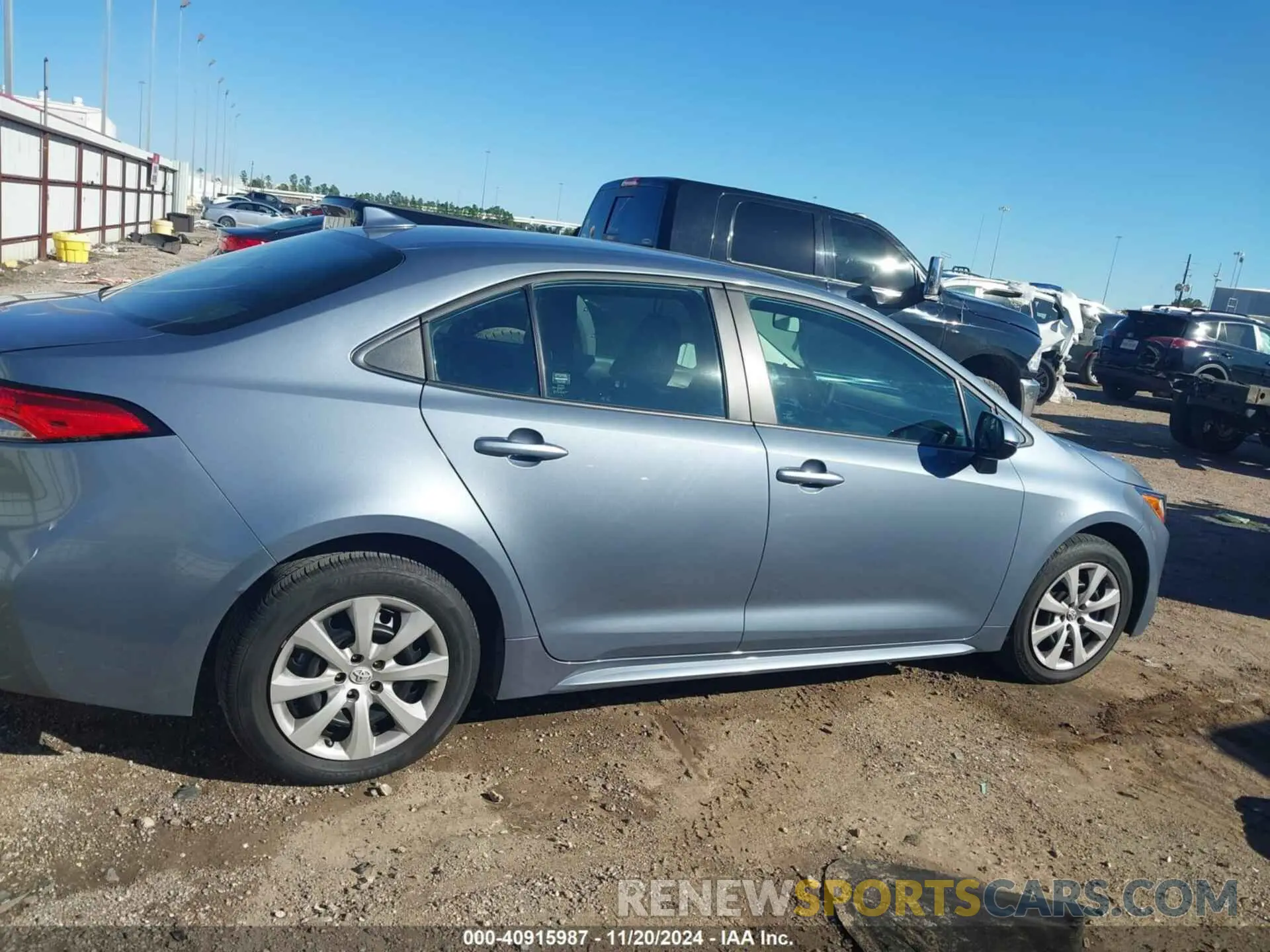 13 Photograph of a damaged car 5YFB4MDE0PP046549 TOYOTA COROLLA 2023