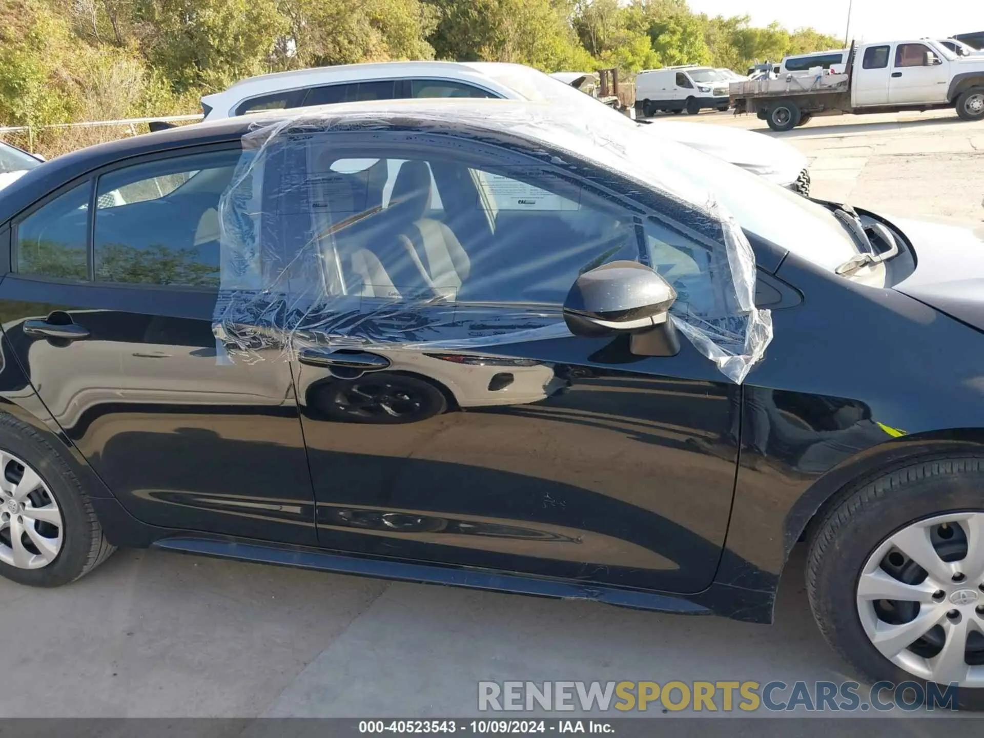 13 Photograph of a damaged car 5YFB4MDE0PP066185 TOYOTA COROLLA 2023