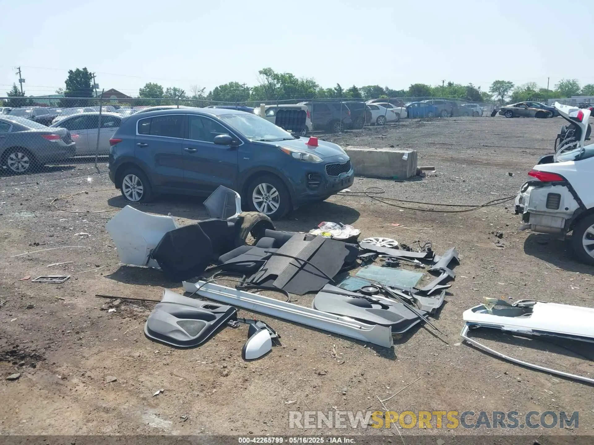 18 Photograph of a damaged car 5YFB4MDE1PP009218 TOYOTA COROLLA 2023