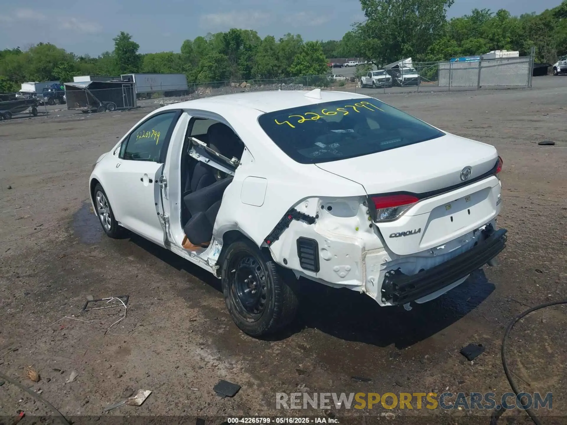 3 Photograph of a damaged car 5YFB4MDE1PP009218 TOYOTA COROLLA 2023