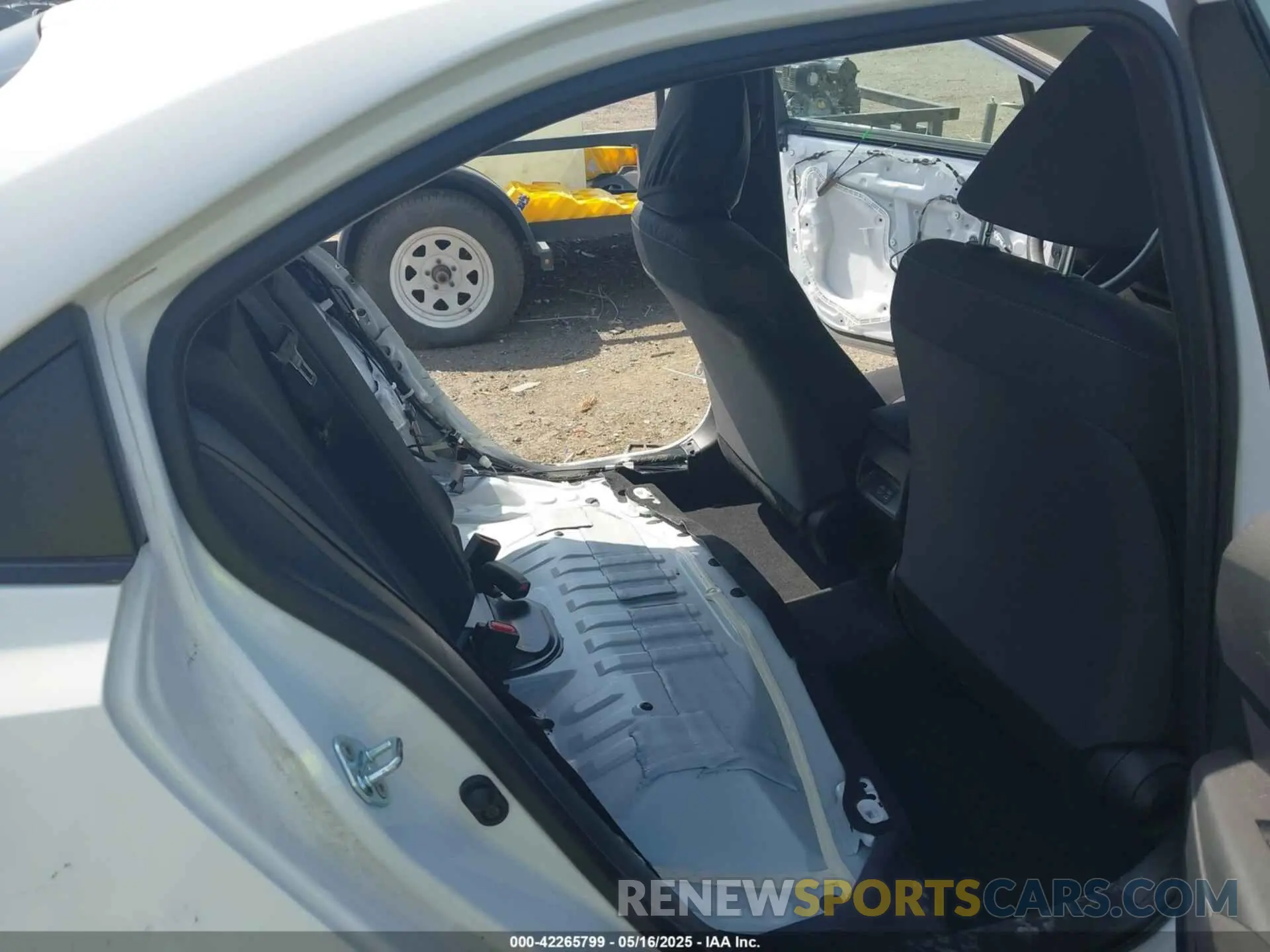 8 Photograph of a damaged car 5YFB4MDE1PP009218 TOYOTA COROLLA 2023