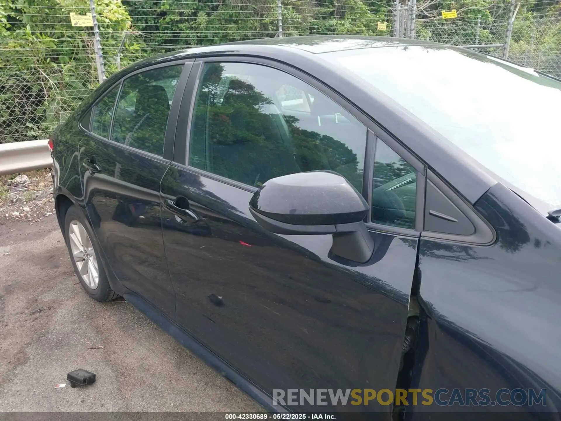 13 Photograph of a damaged car 5YFB4MDE1PP018484 TOYOTA COROLLA 2023