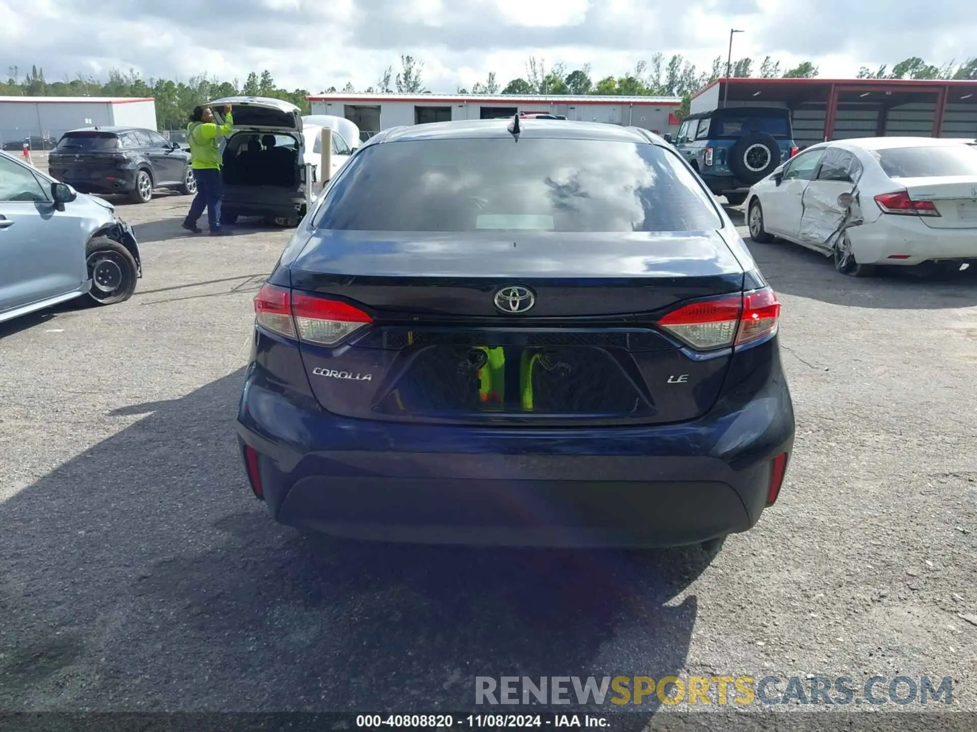 16 Photograph of a damaged car 5YFB4MDE1PP029193 TOYOTA COROLLA 2023