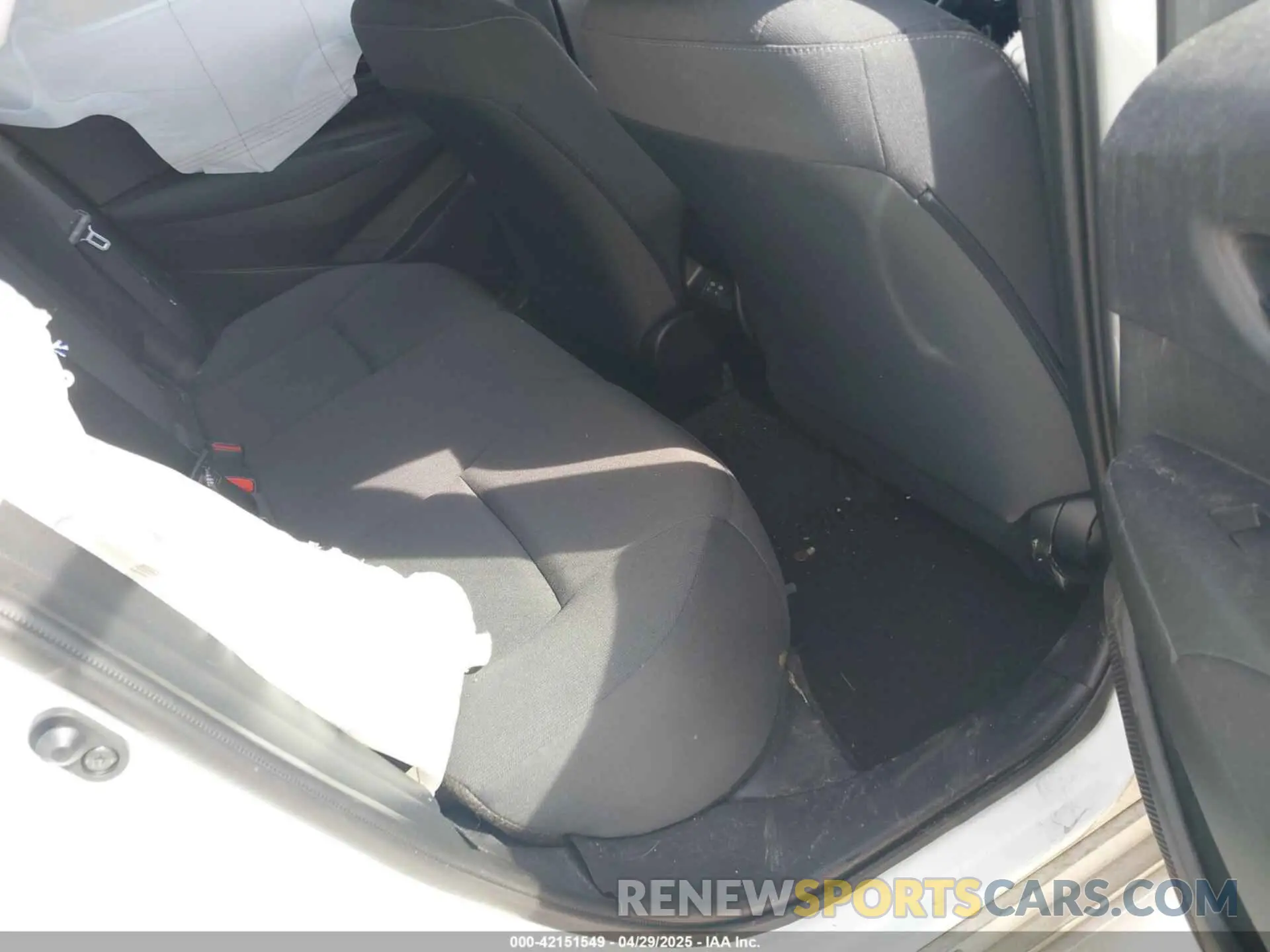 8 Photograph of a damaged car 5YFB4MDE1PP053736 TOYOTA COROLLA 2023