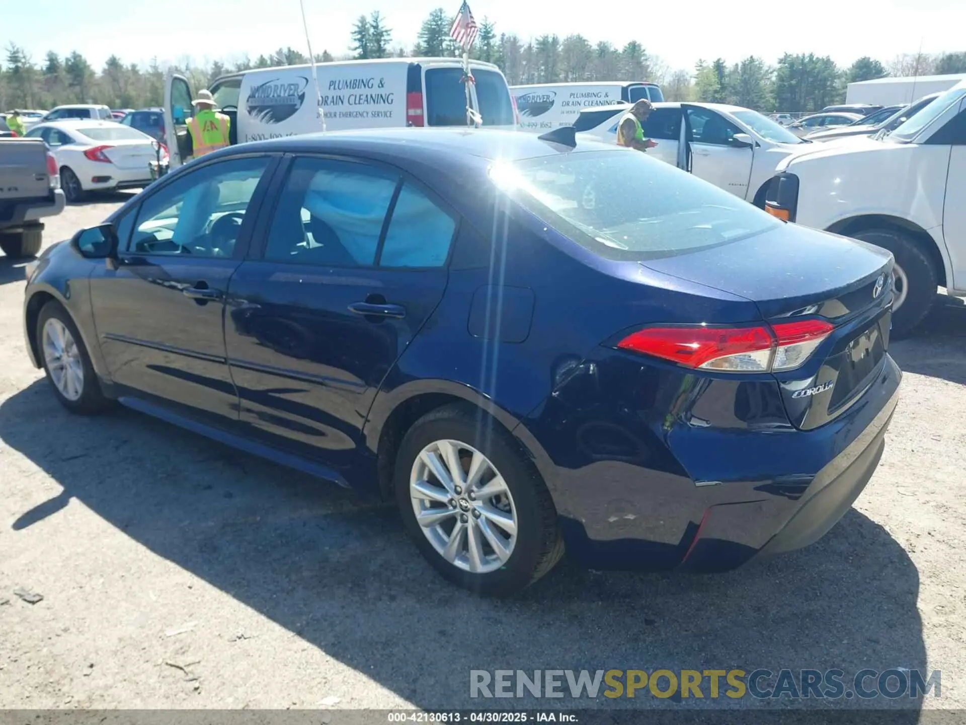 3 Photograph of a damaged car 5YFB4MDE1PP075655 TOYOTA COROLLA 2023