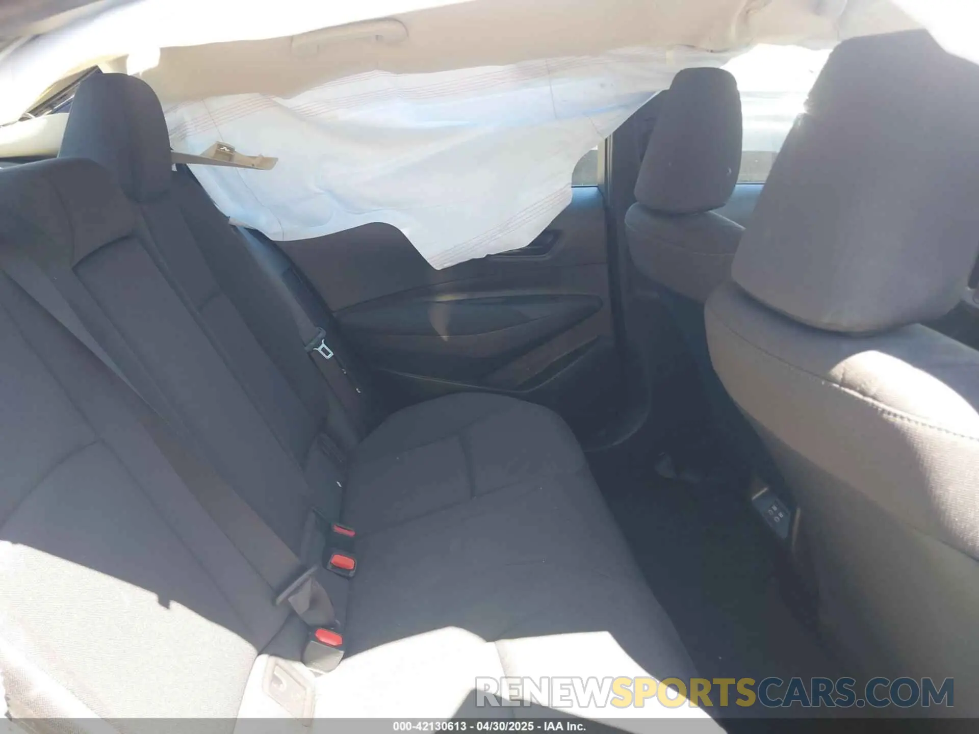 8 Photograph of a damaged car 5YFB4MDE1PP075655 TOYOTA COROLLA 2023