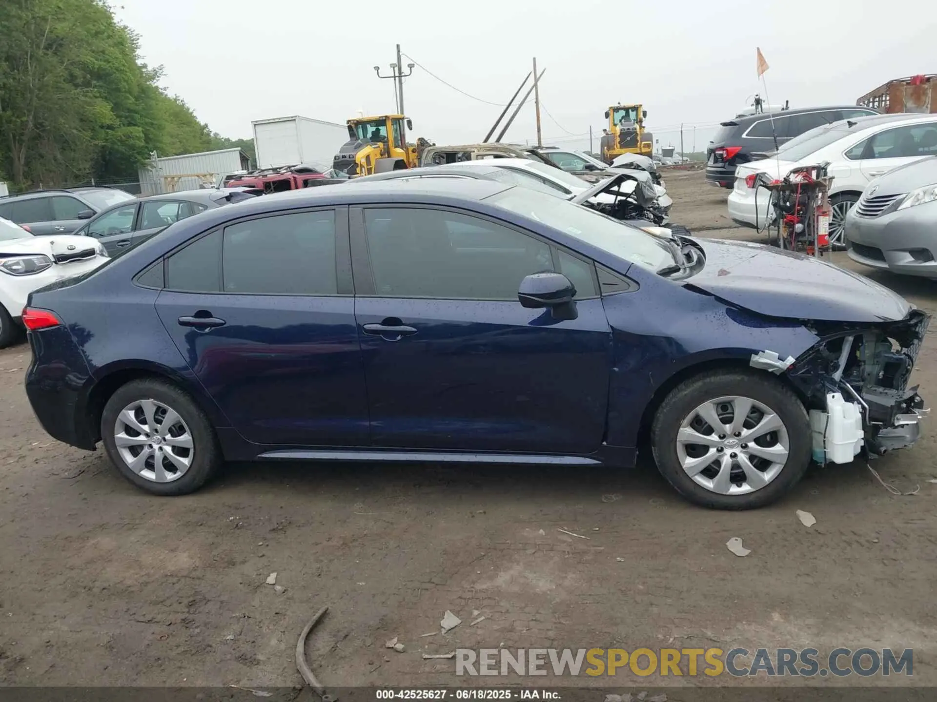 14 Photograph of a damaged car 5YFB4MDE1PP077499 TOYOTA COROLLA 2023