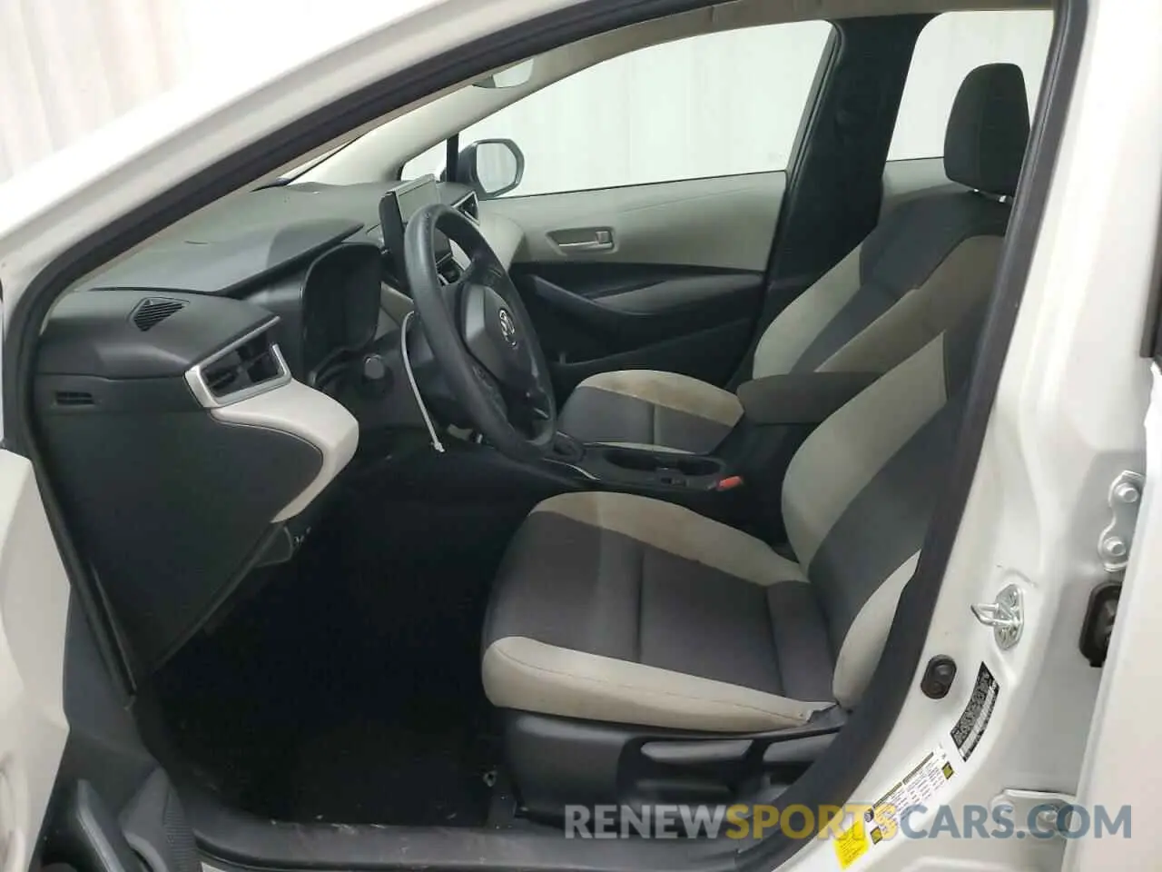 7 Photograph of a damaged car 5YFB4MDE2PP021605 TOYOTA COROLLA 2023