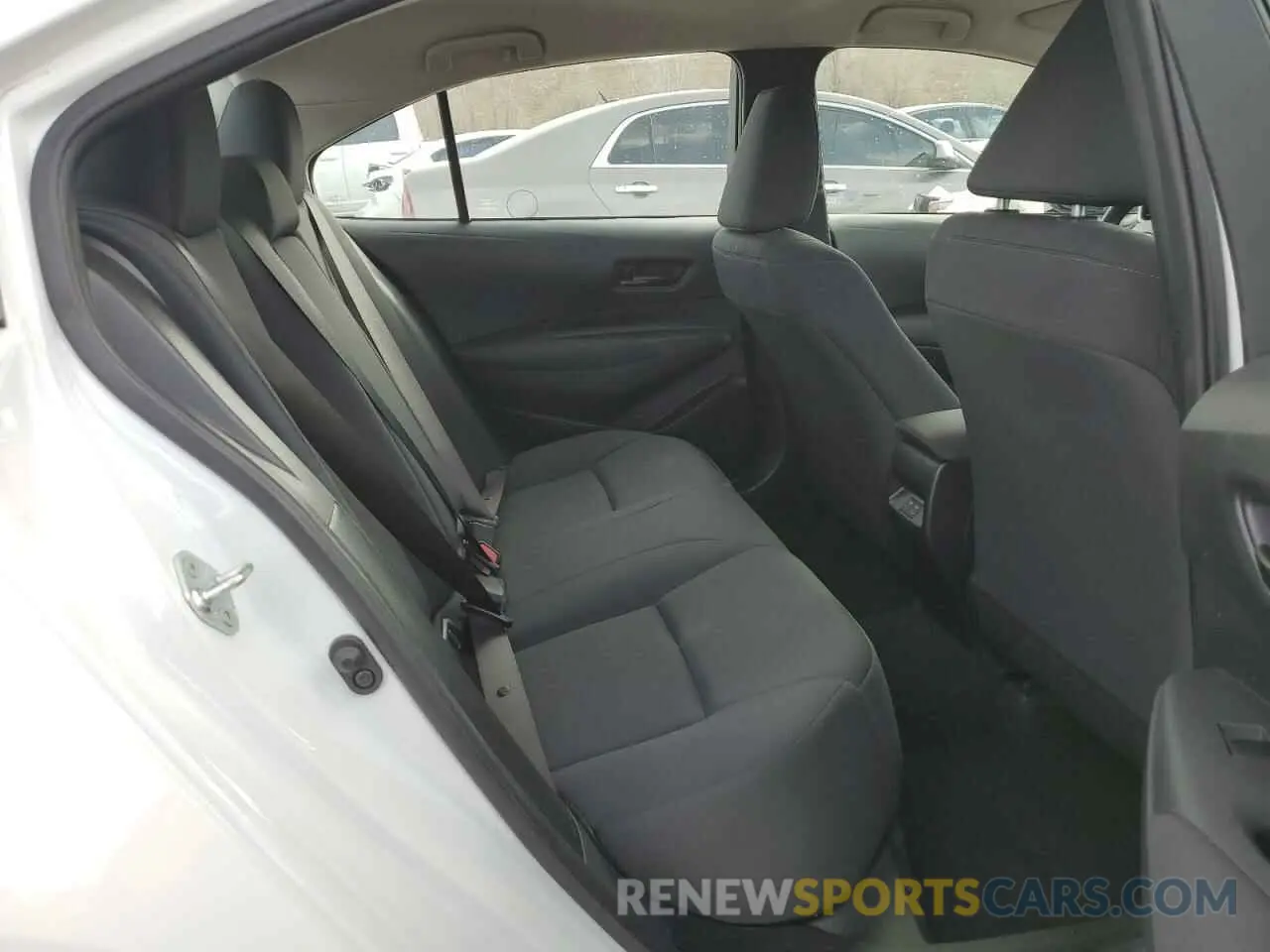 10 Photograph of a damaged car 5YFB4MDE2PP034998 TOYOTA COROLLA 2023