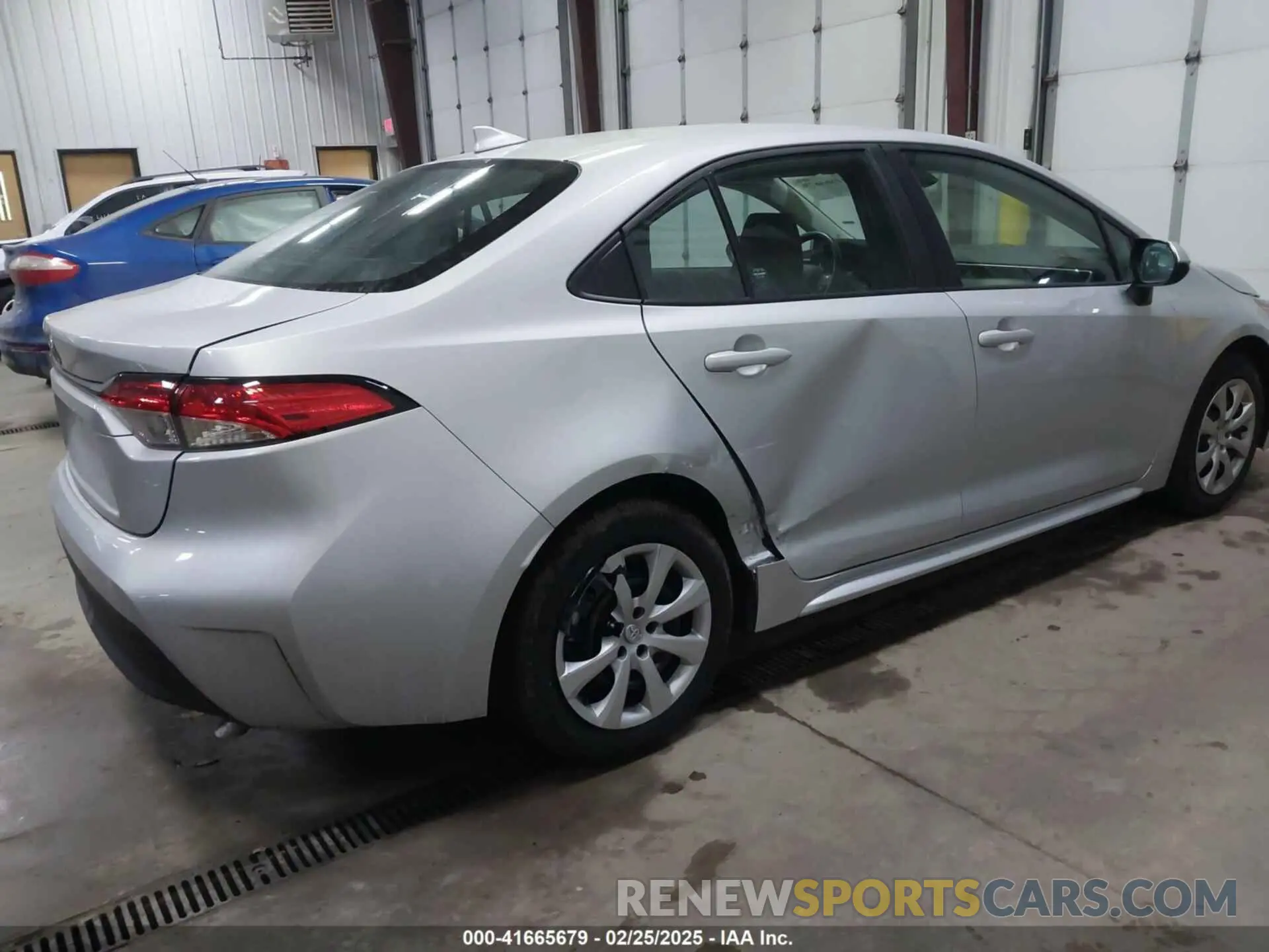 4 Photograph of a damaged car 5YFB4MDE2PP035522 TOYOTA COROLLA 2023