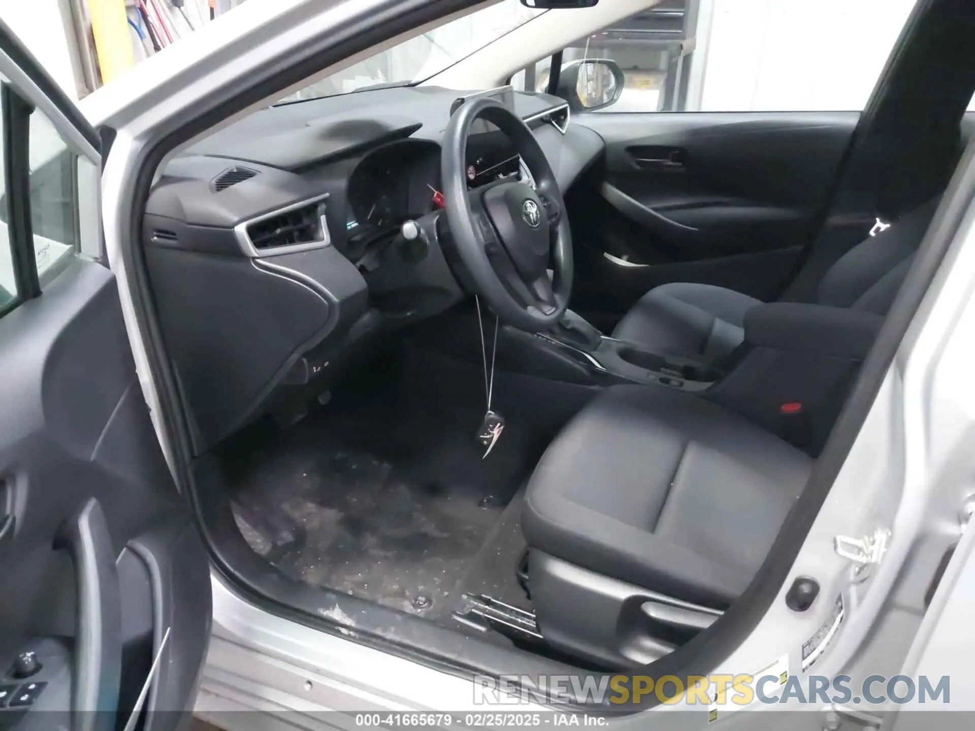 5 Photograph of a damaged car 5YFB4MDE2PP035522 TOYOTA COROLLA 2023