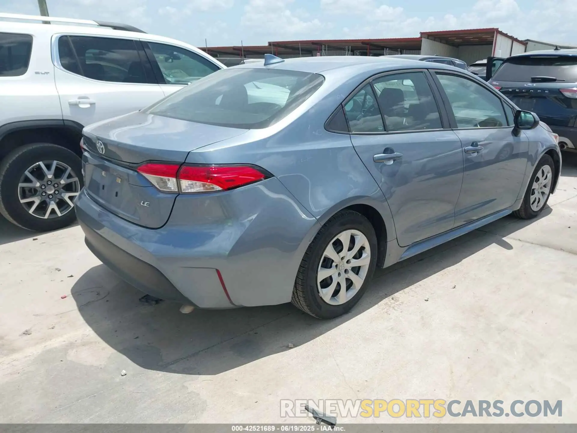 4 Photograph of a damaged car 5YFB4MDE2PP051557 TOYOTA COROLLA 2023