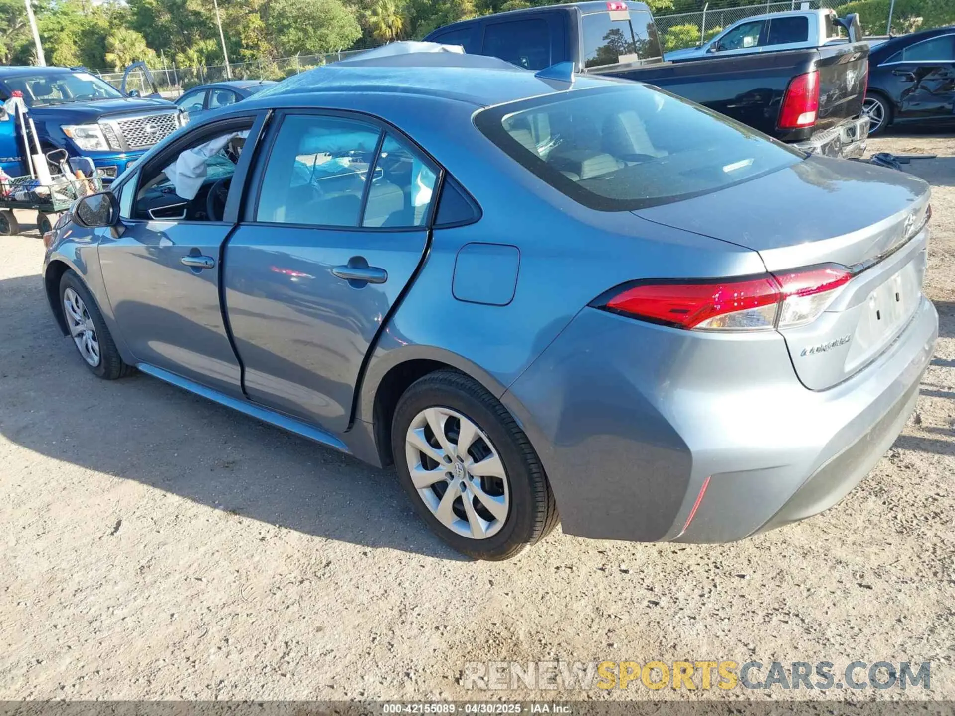 3 Photograph of a damaged car 5YFB4MDE2PP058864 TOYOTA COROLLA 2023