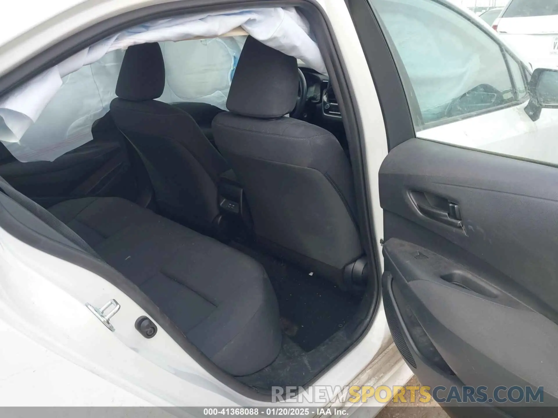 8 Photograph of a damaged car 5YFB4MDE2PP071081 TOYOTA COROLLA 2023