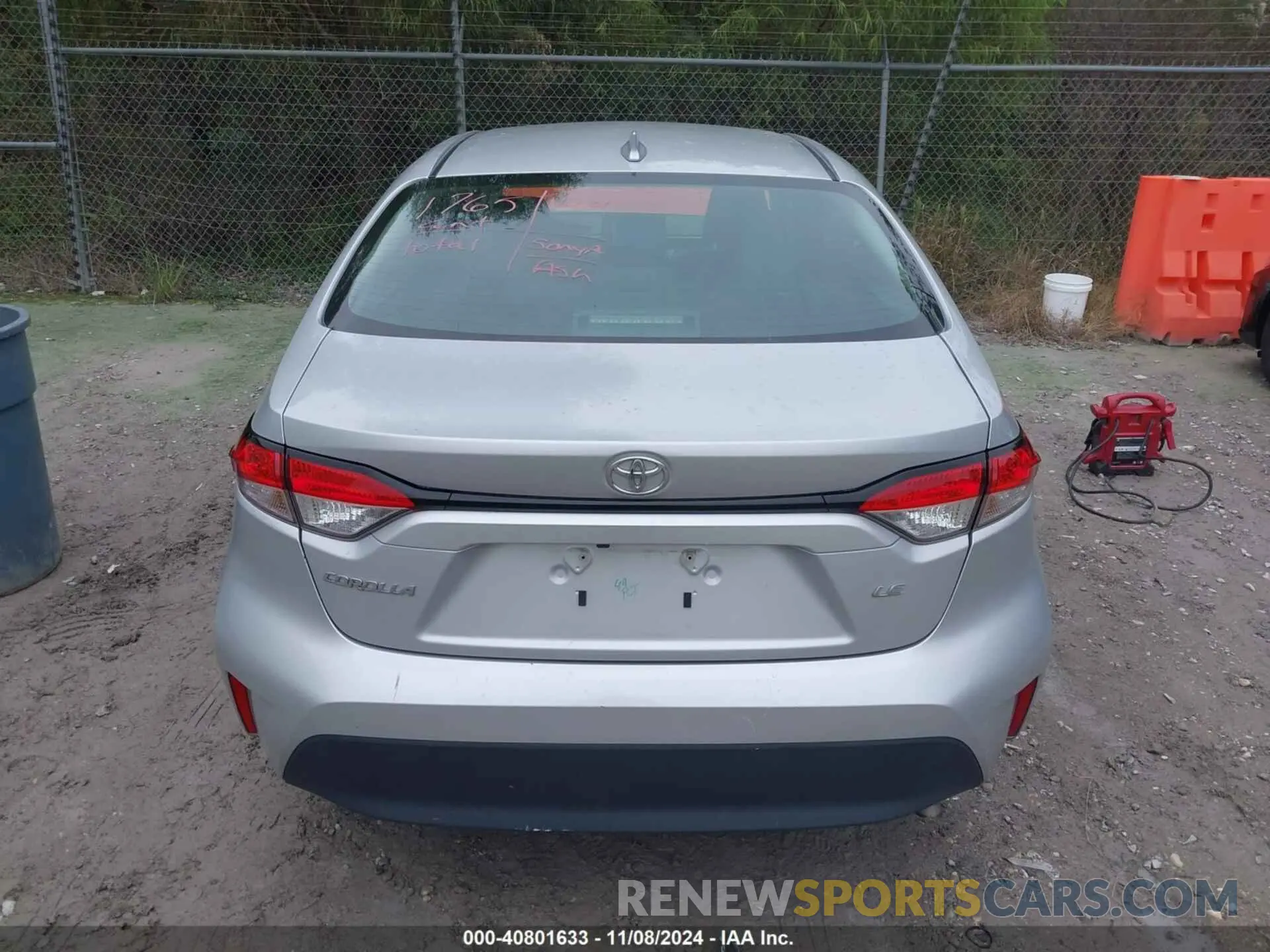 17 Photograph of a damaged car 5YFB4MDE3PP009155 TOYOTA COROLLA 2023