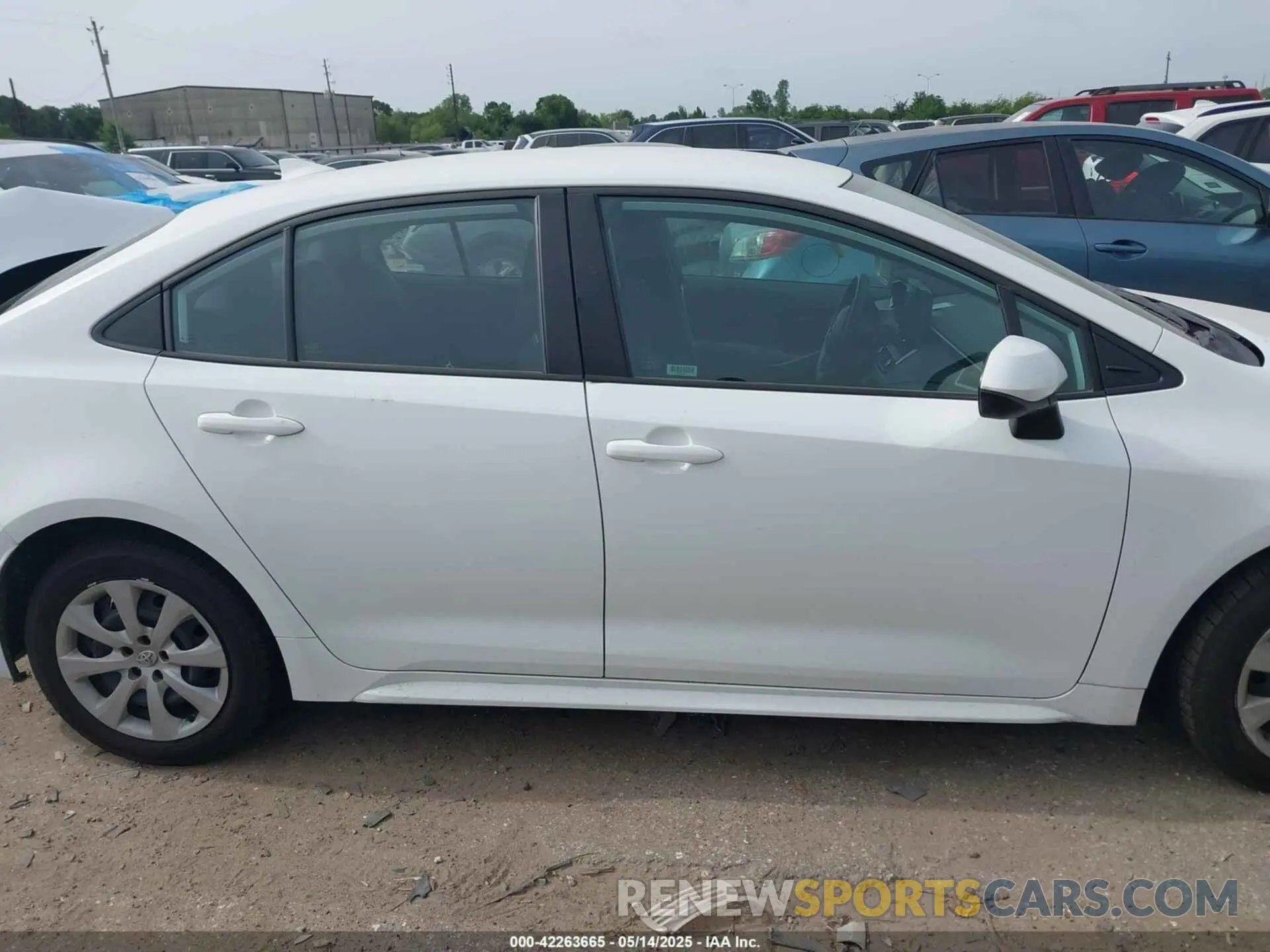12 Photograph of a damaged car 5YFB4MDE3PP017210 TOYOTA COROLLA 2023