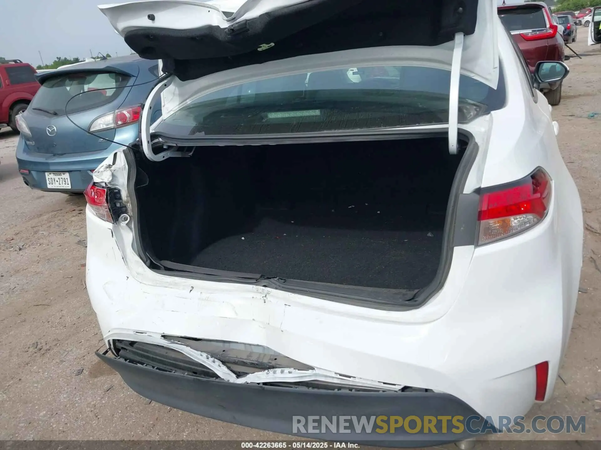 6 Photograph of a damaged car 5YFB4MDE3PP017210 TOYOTA COROLLA 2023