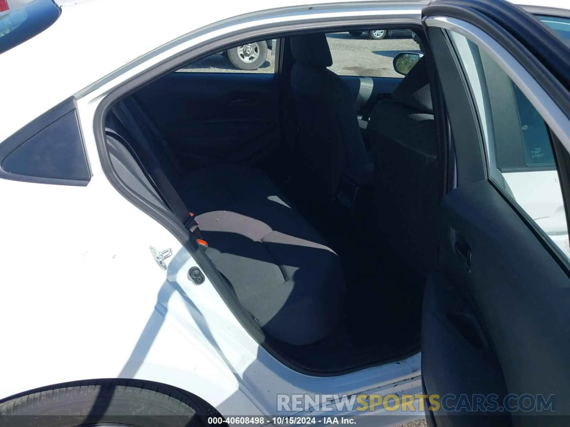 8 Photograph of a damaged car 5YFB4MDE3PP043869 TOYOTA COROLLA 2023