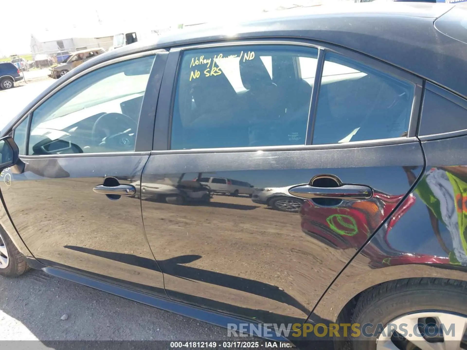 14 Photograph of a damaged car 5YFB4MDE5PP001073 TOYOTA COROLLA 2023