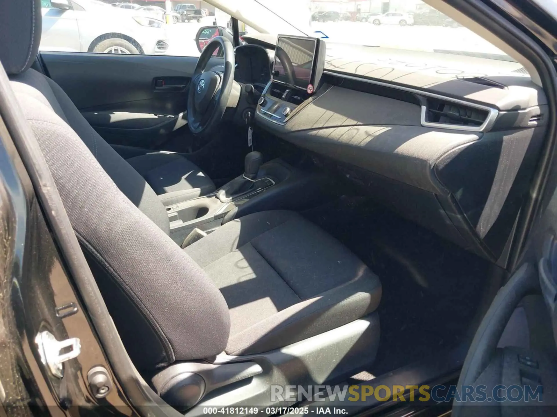 5 Photograph of a damaged car 5YFB4MDE5PP001073 TOYOTA COROLLA 2023