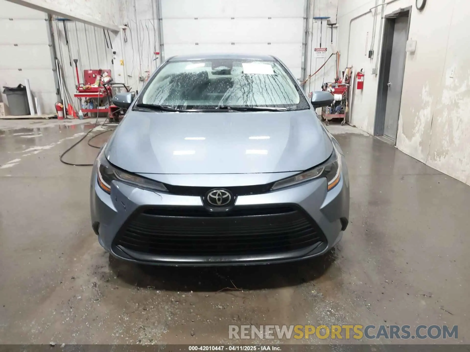 12 Фотография поврежденного автомобиля 5YFB4MDE5PP011571 TOYOTA COROLLA 2023