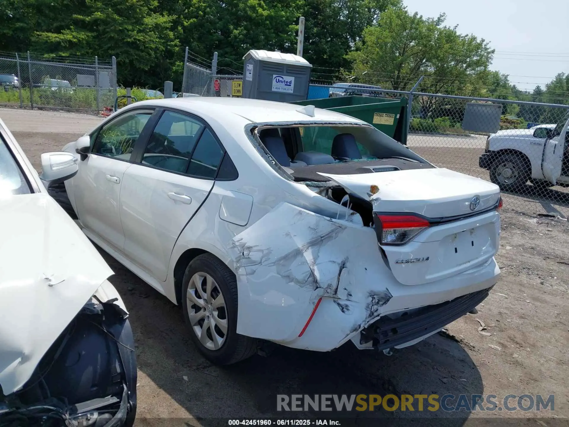3 Photograph of a damaged car 5YFB4MDE5PP042657 TOYOTA COROLLA 2023