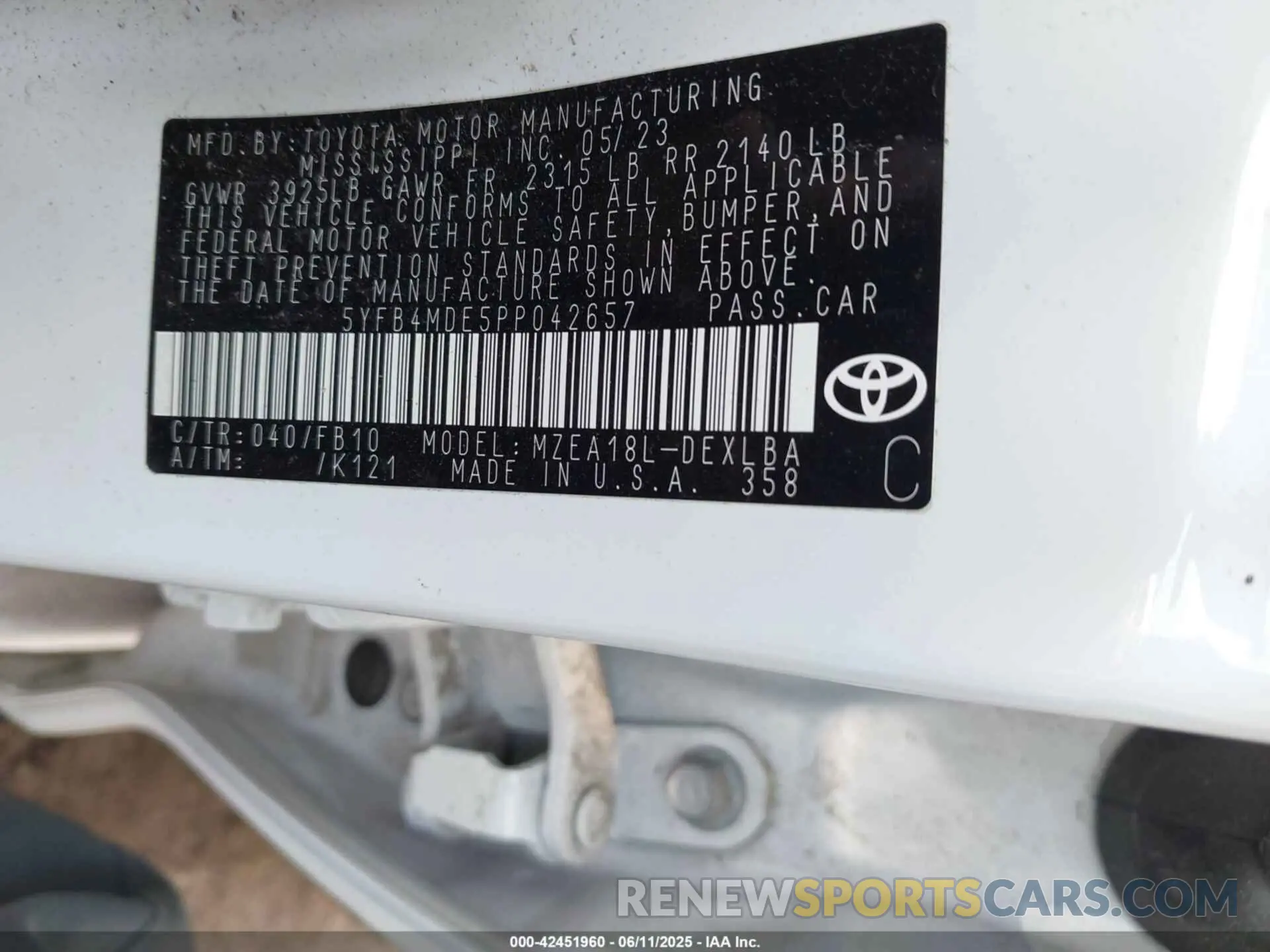 9 Photograph of a damaged car 5YFB4MDE5PP042657 TOYOTA COROLLA 2023