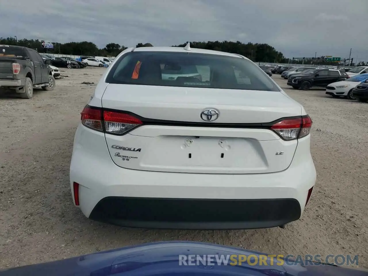 6 Photograph of a damaged car 5YFB4MDE6PP003320 TOYOTA COROLLA 2023