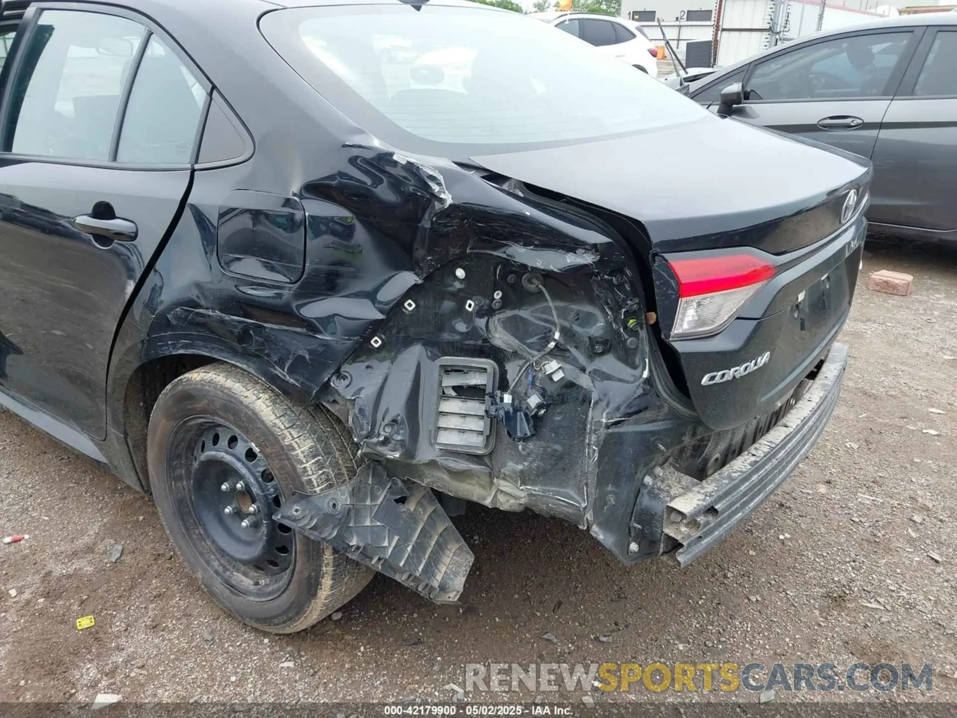 6 Photograph of a damaged car 5YFB4MDE6PP026564 TOYOTA COROLLA 2023