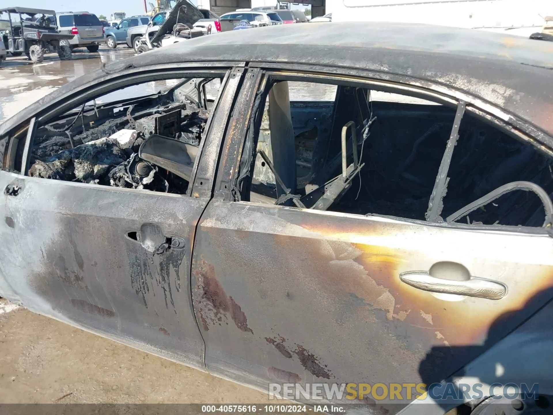 13 Photograph of a damaged car 5YFB4MDE6PP043154 TOYOTA COROLLA 2023