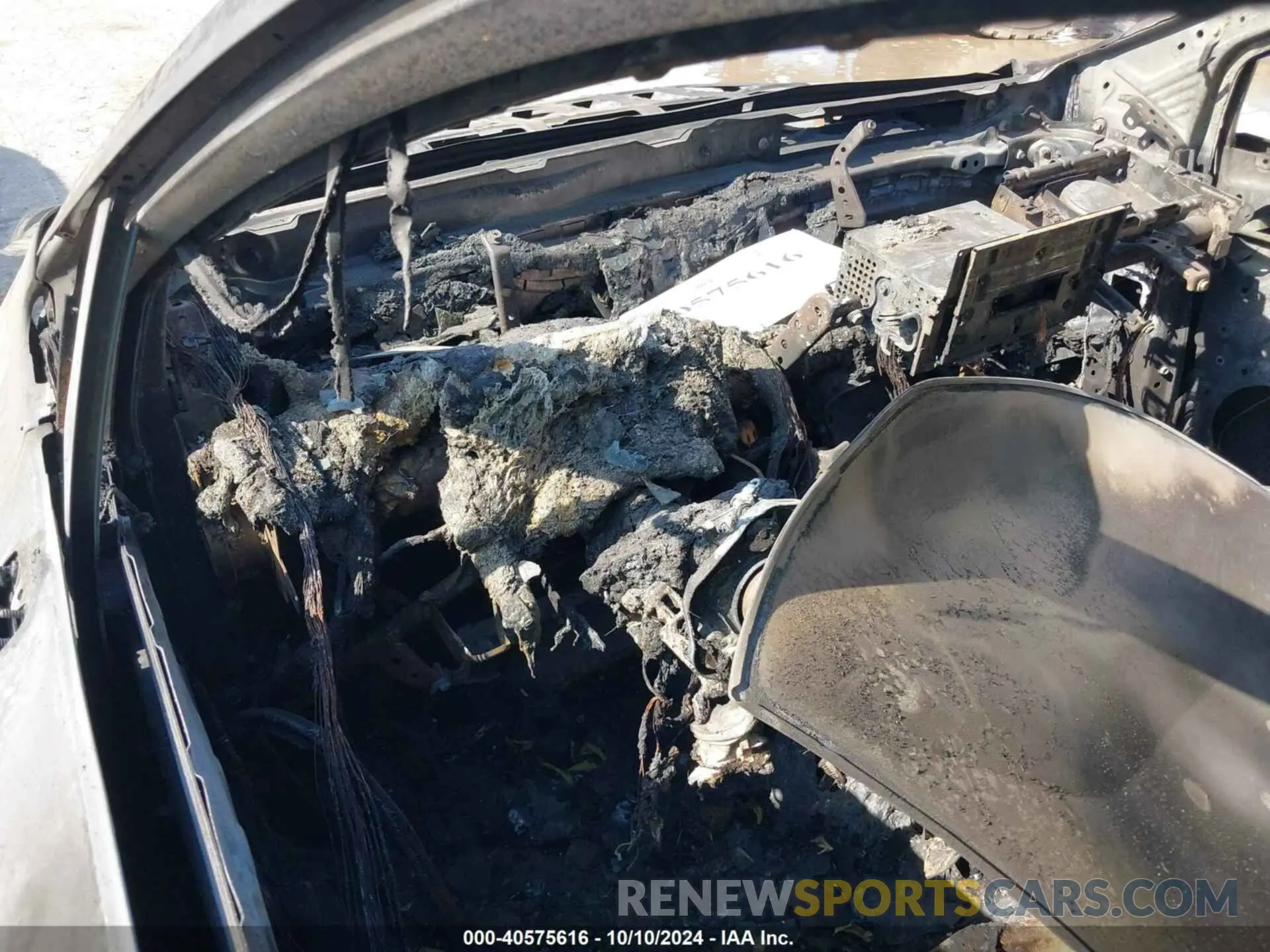 14 Photograph of a damaged car 5YFB4MDE6PP043154 TOYOTA COROLLA 2023