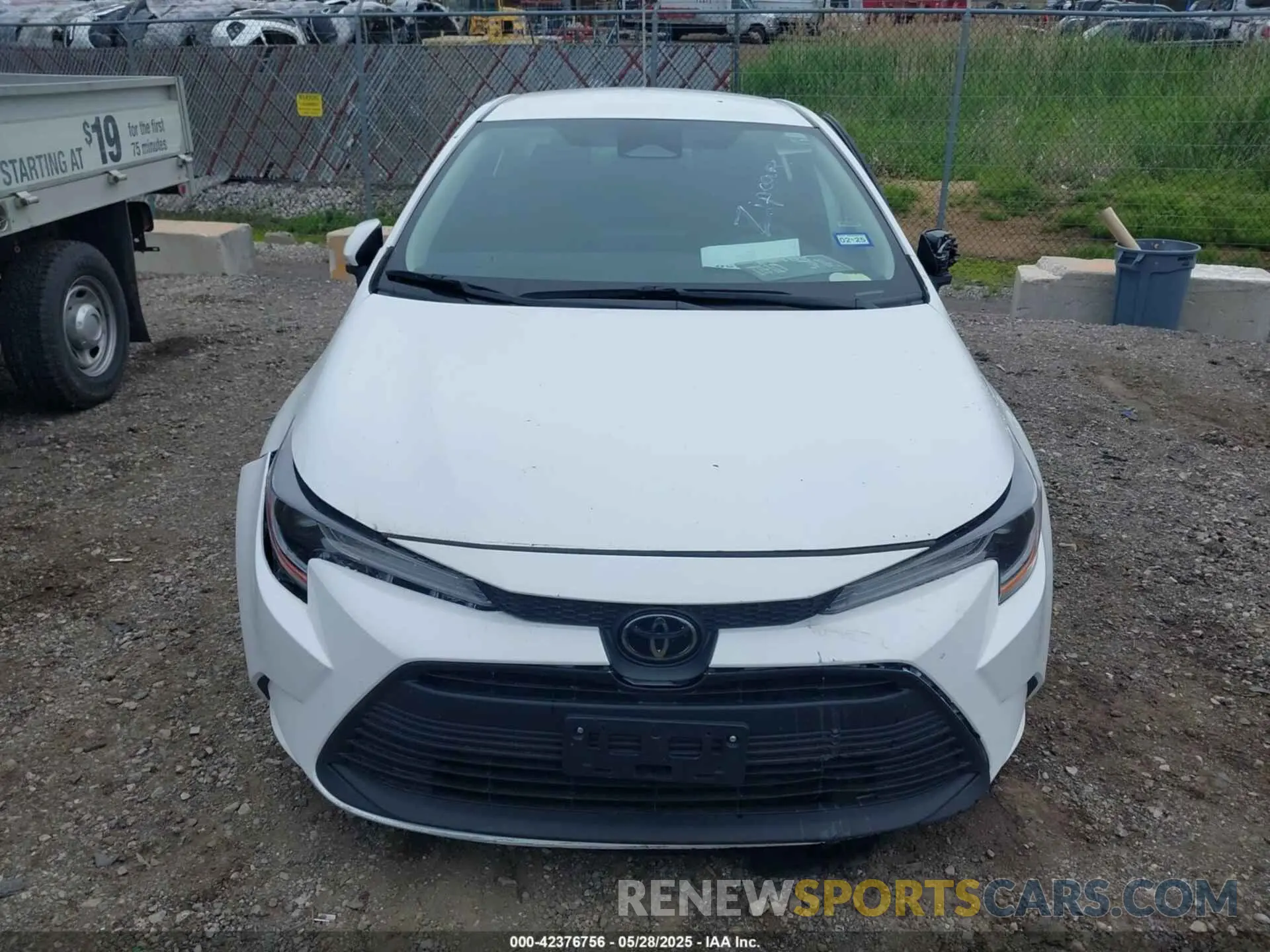 12 Photograph of a damaged car 5YFB4MDE7PP019087 TOYOTA COROLLA 2023