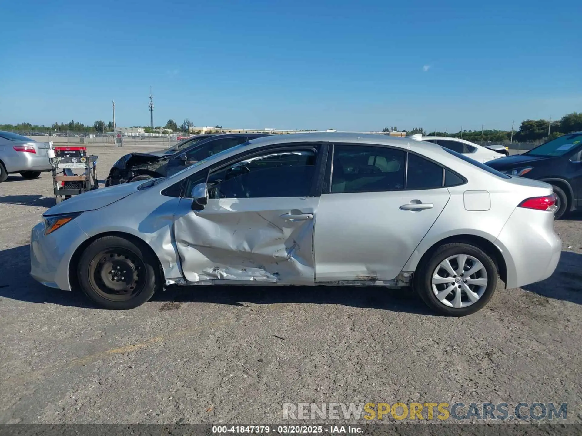 14 Фотография поврежденного автомобиля 5YFB4MDE7PP033328 TOYOTA COROLLA 2023