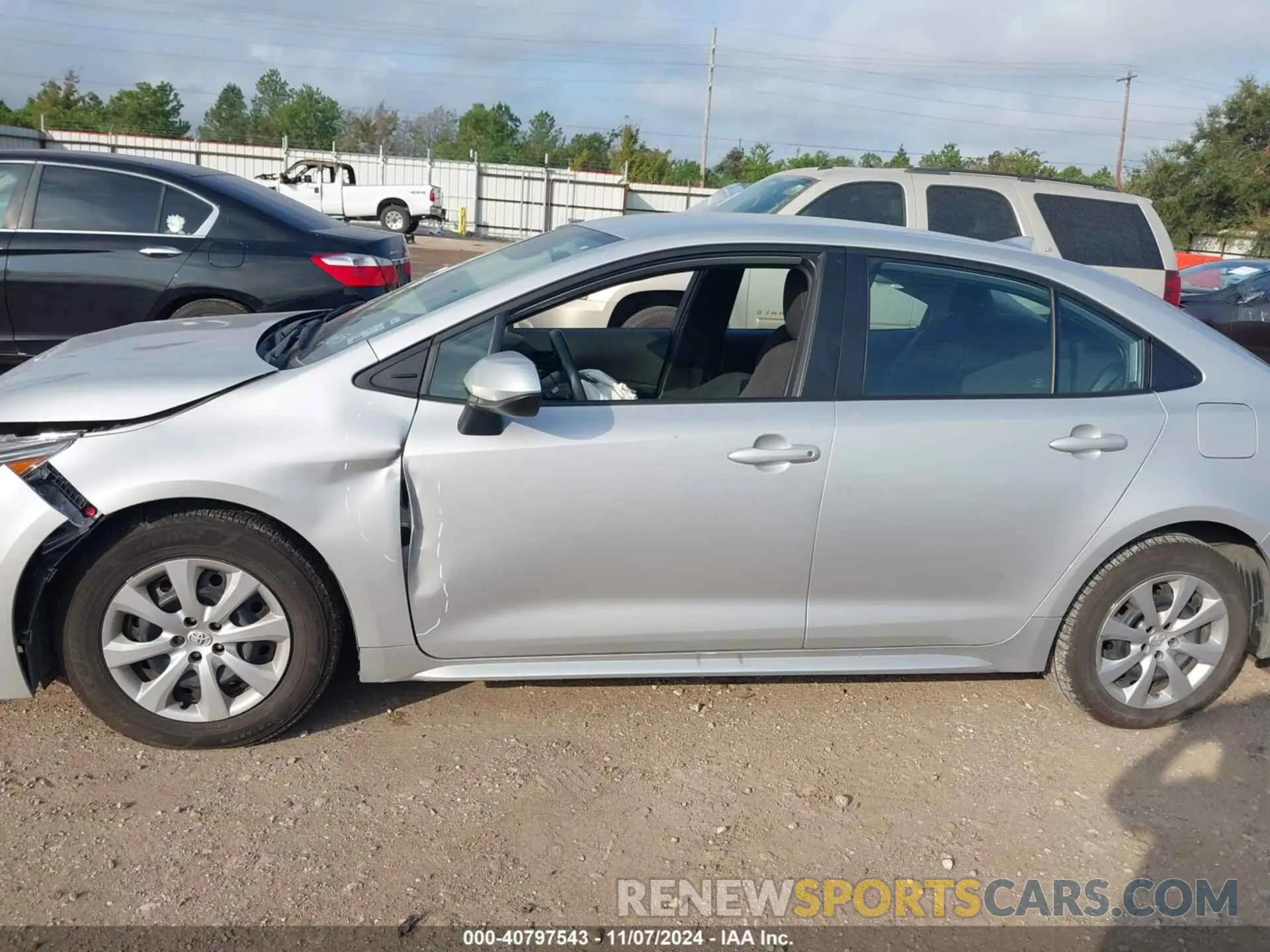 14 Photograph of a damaged car 5YFB4MDE7PP066085 TOYOTA COROLLA 2023