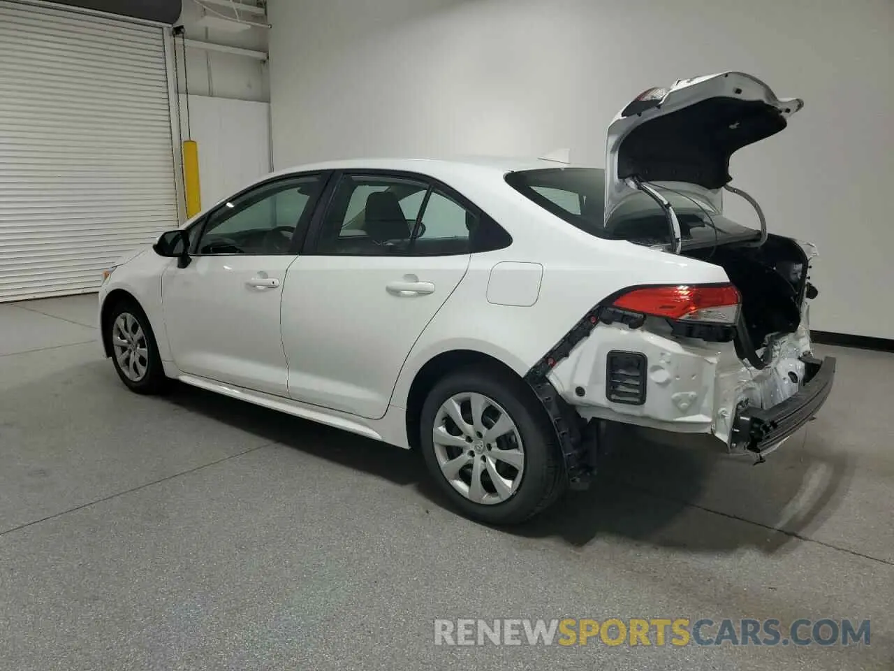 2 Photograph of a damaged car 5YFB4MDE8PP050297 TOYOTA COROLLA 2023