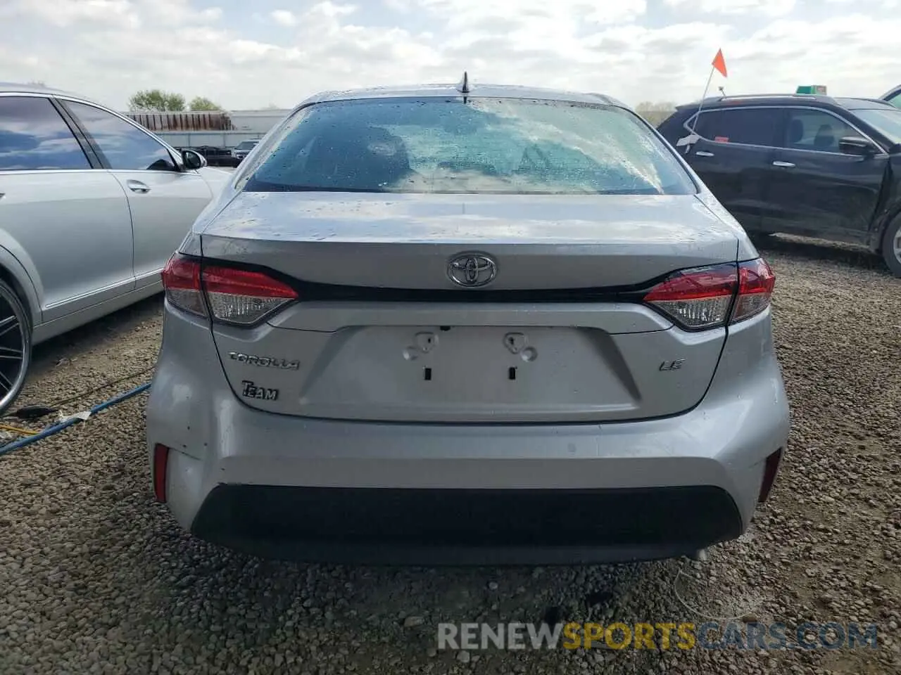 6 Photograph of a damaged car 5YFB4MDE9PP002226 TOYOTA COROLLA 2023
