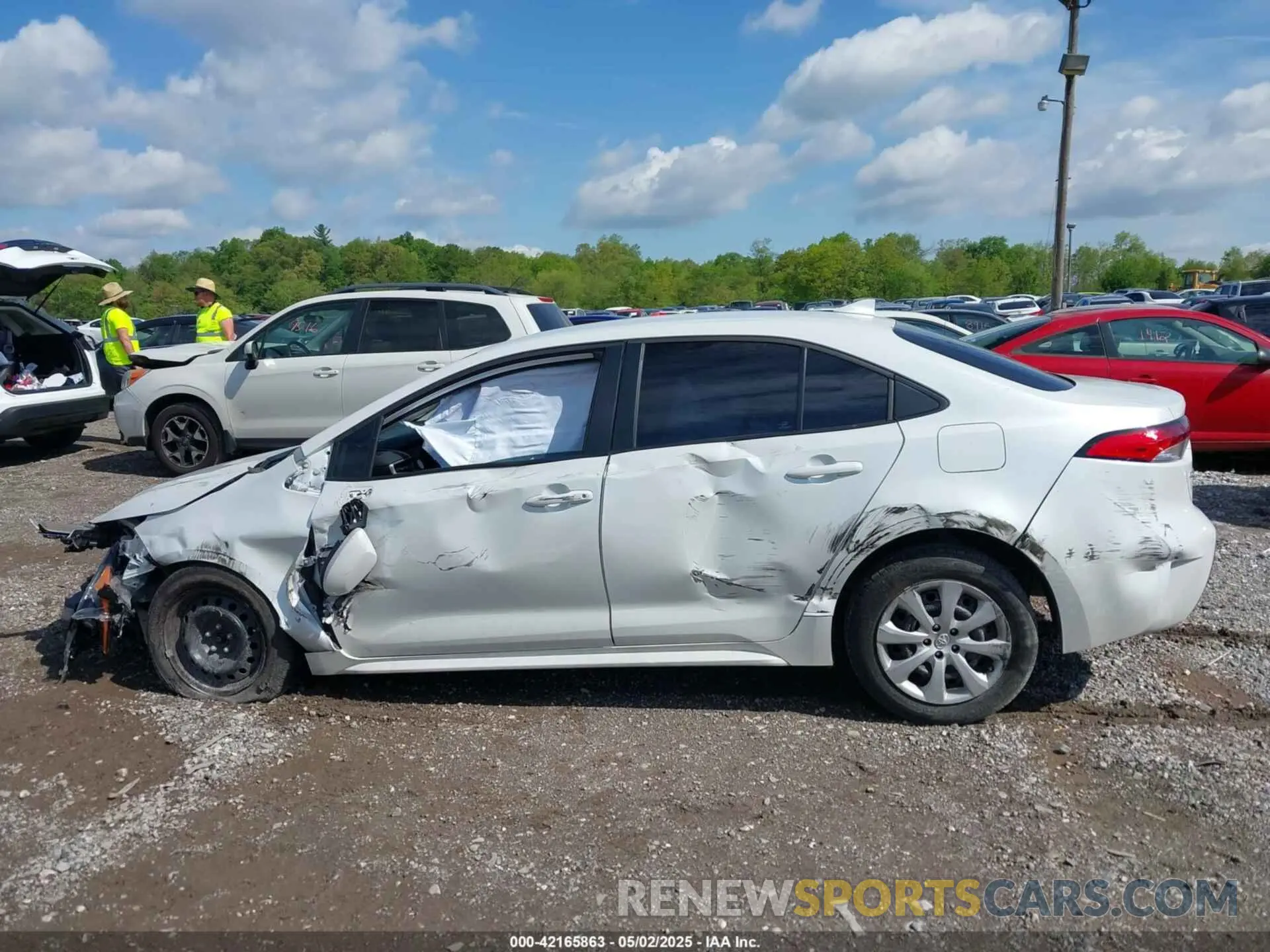 14 Photograph of a damaged car 5YFB4MDE9PP015316 TOYOTA COROLLA 2023