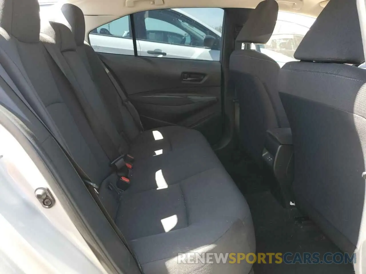 10 Photograph of a damaged car 5YFB4MDE9PP025120 TOYOTA COROLLA 2023