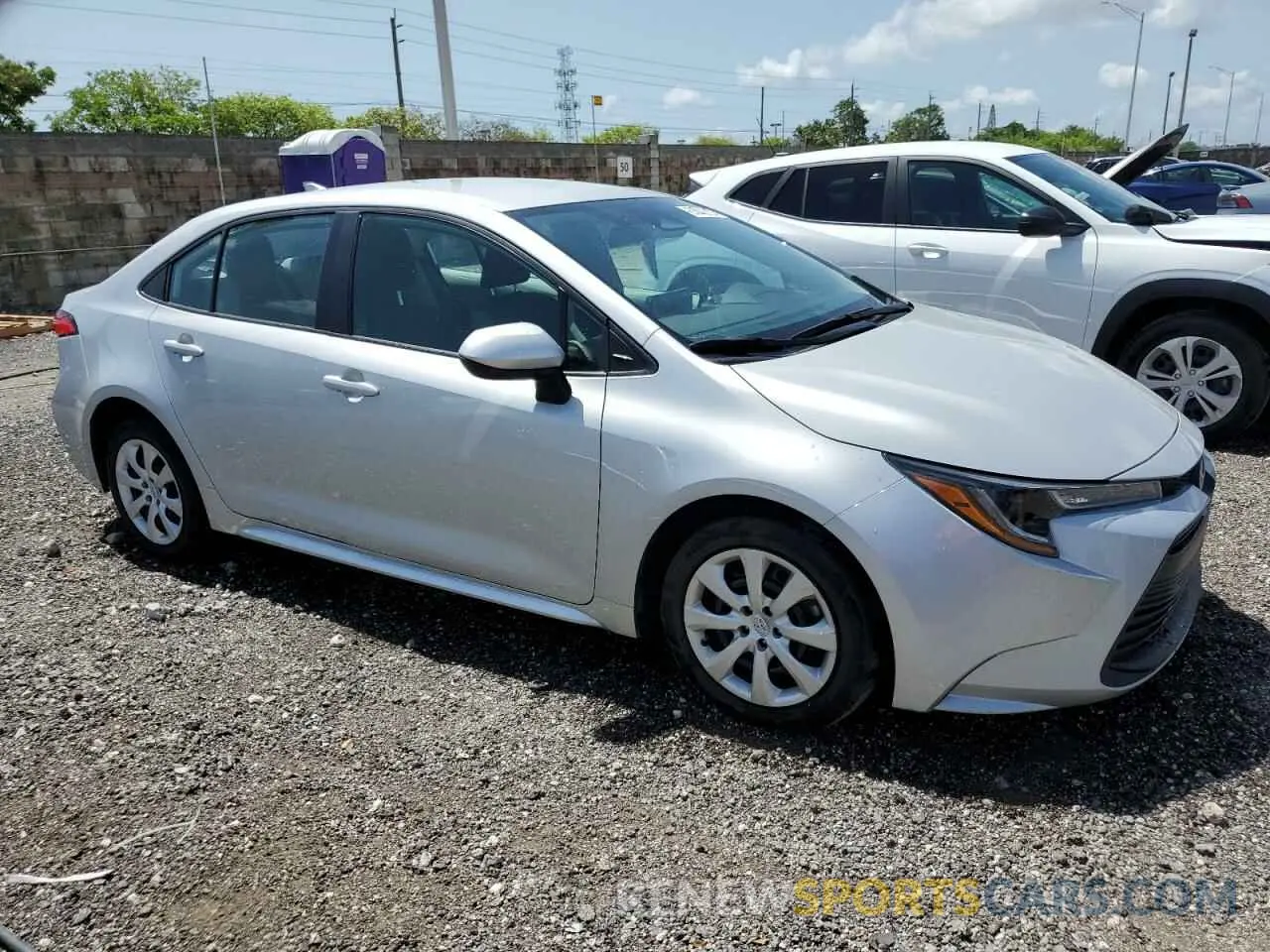 4 Photograph of a damaged car 5YFB4MDE9PP031628 TOYOTA COROLLA 2023