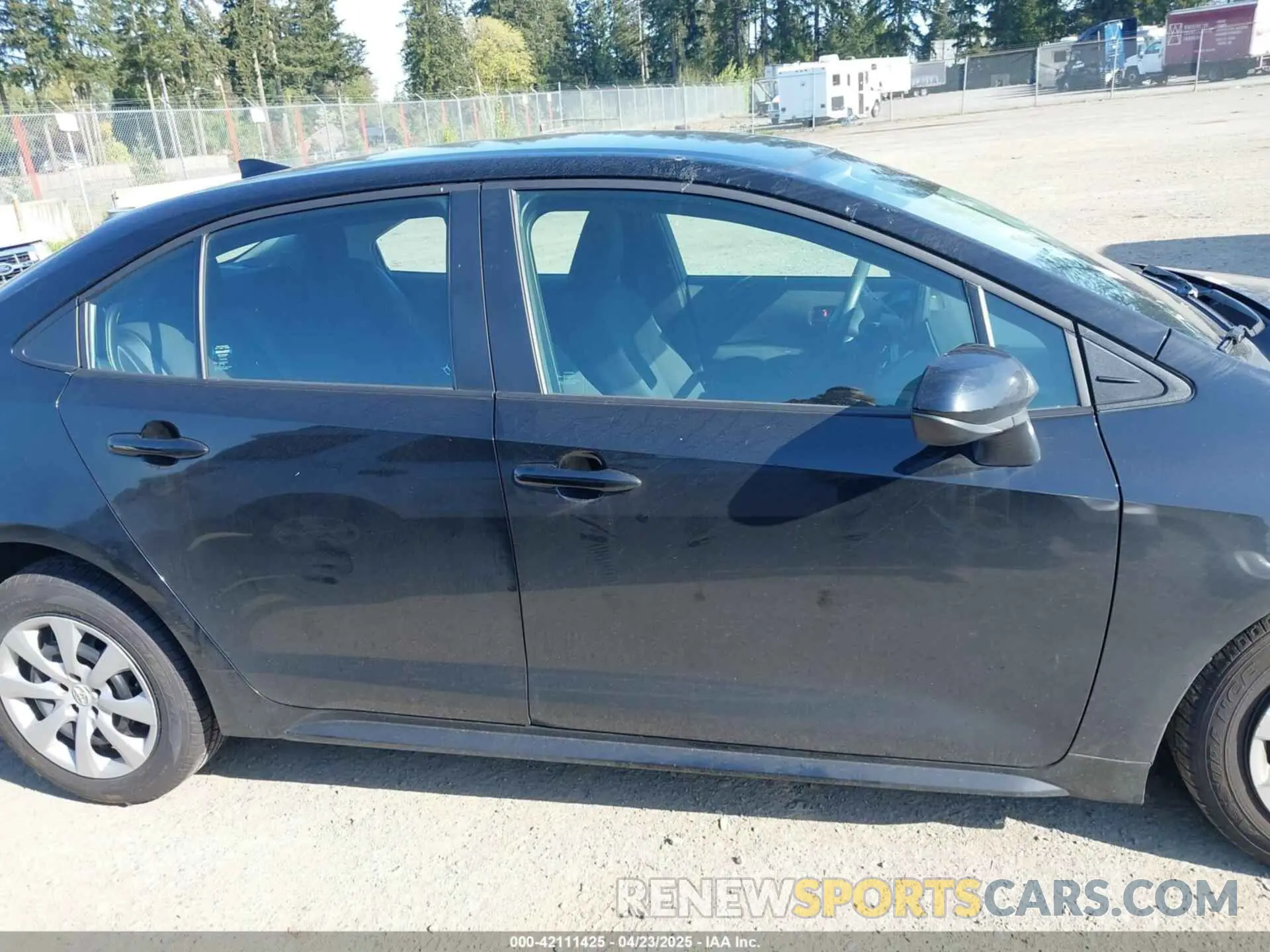 13 Фотография поврежденного автомобиля 5YFB4MDE9PP032701 TOYOTA COROLLA 2023