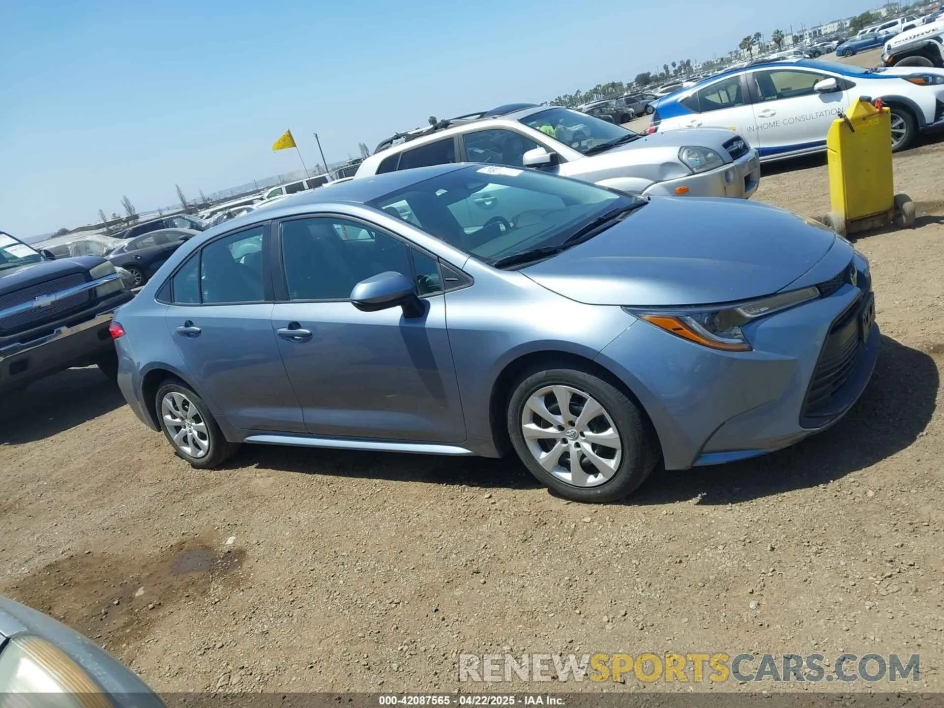 13 Photograph of a damaged car 5YFB4MDE9PP052382 TOYOTA COROLLA 2023