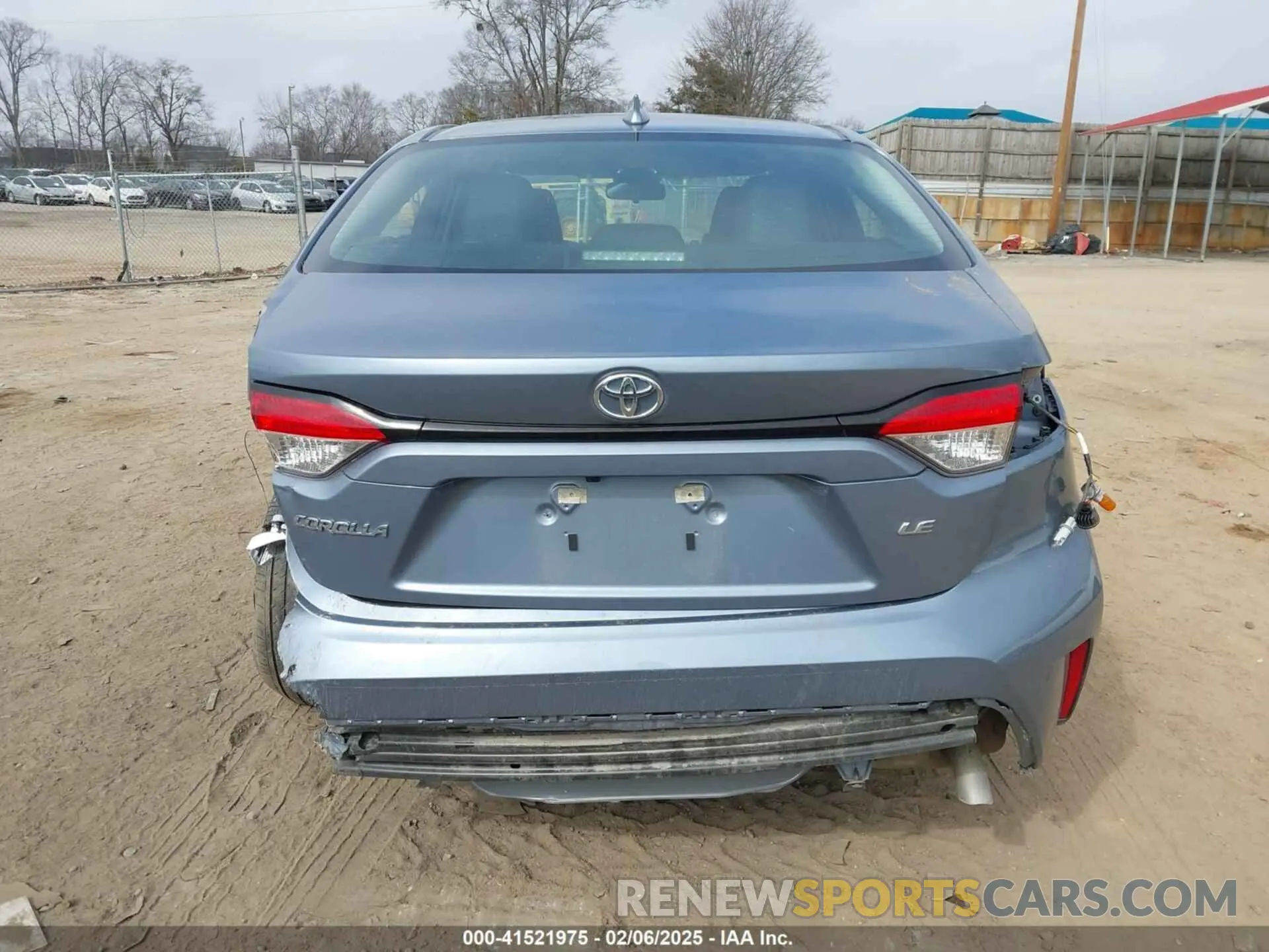 17 Photograph of a damaged car 5YFB4MDE9PP071000 TOYOTA COROLLA 2023