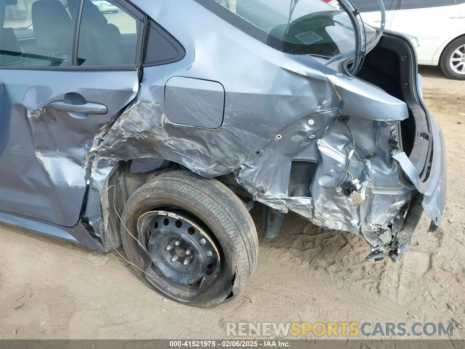 6 Photograph of a damaged car 5YFB4MDE9PP071000 TOYOTA COROLLA 2023