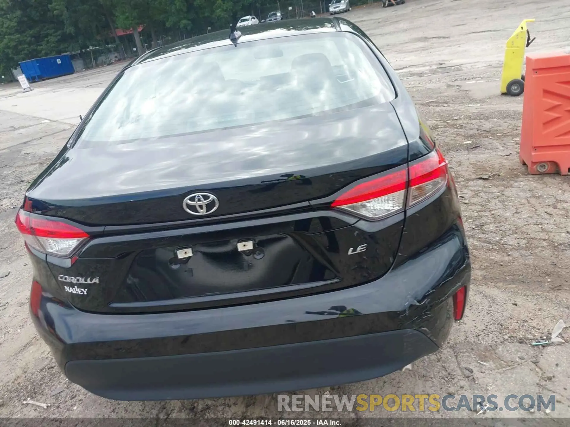 16 Photograph of a damaged car 5YFB4MDEXPP013803 TOYOTA COROLLA 2023