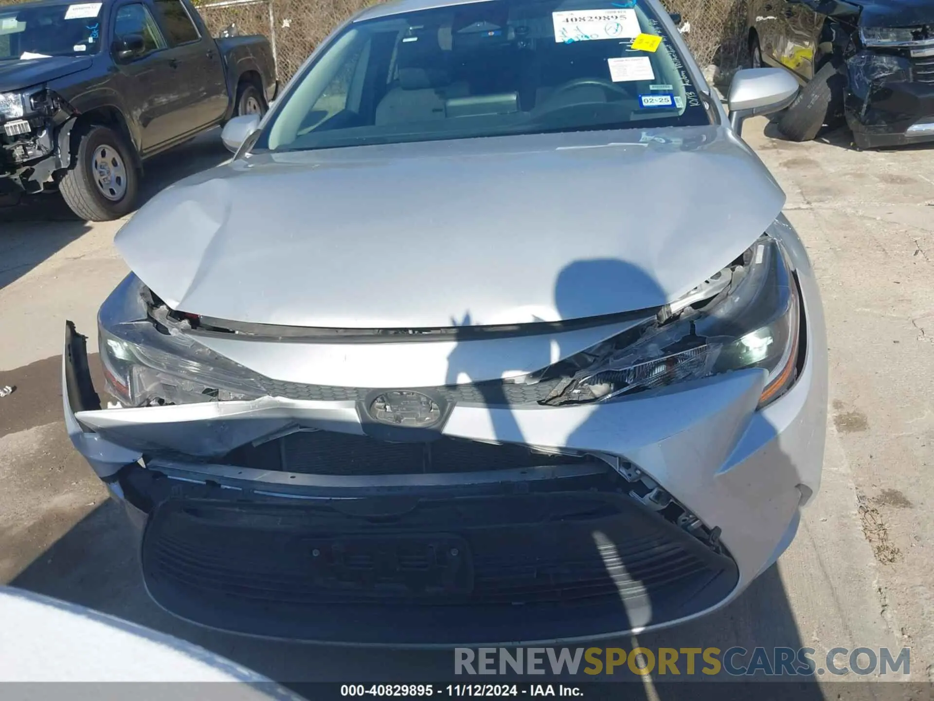 12 Photograph of a damaged car 5YFB4MDEXPP018953 TOYOTA COROLLA 2023