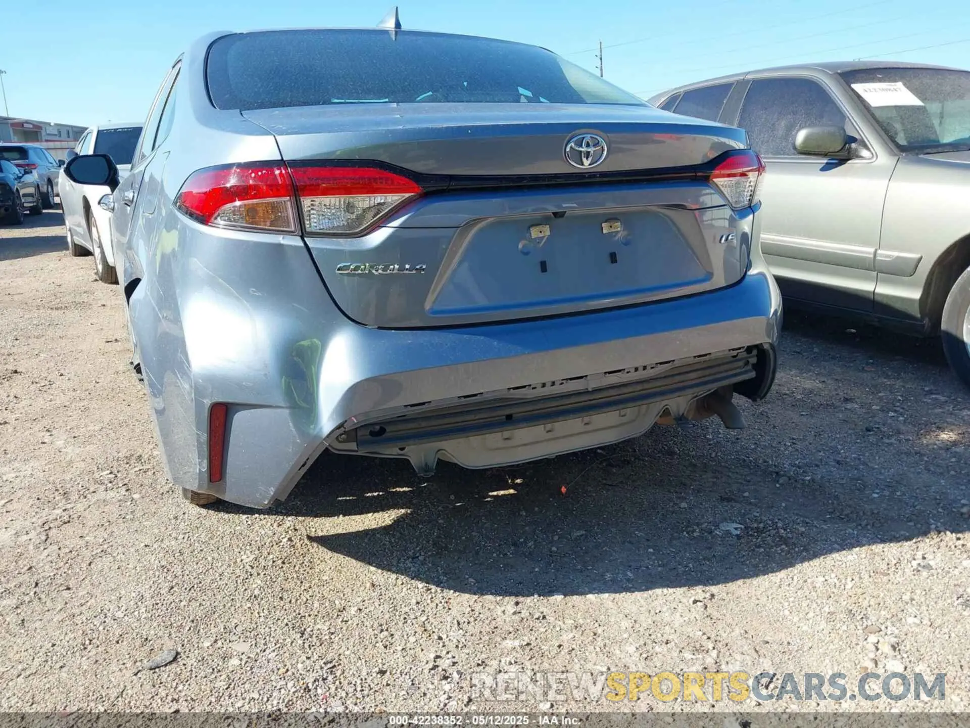 18 Photograph of a damaged car 5YFB4MDEXPP030892 TOYOTA COROLLA 2023