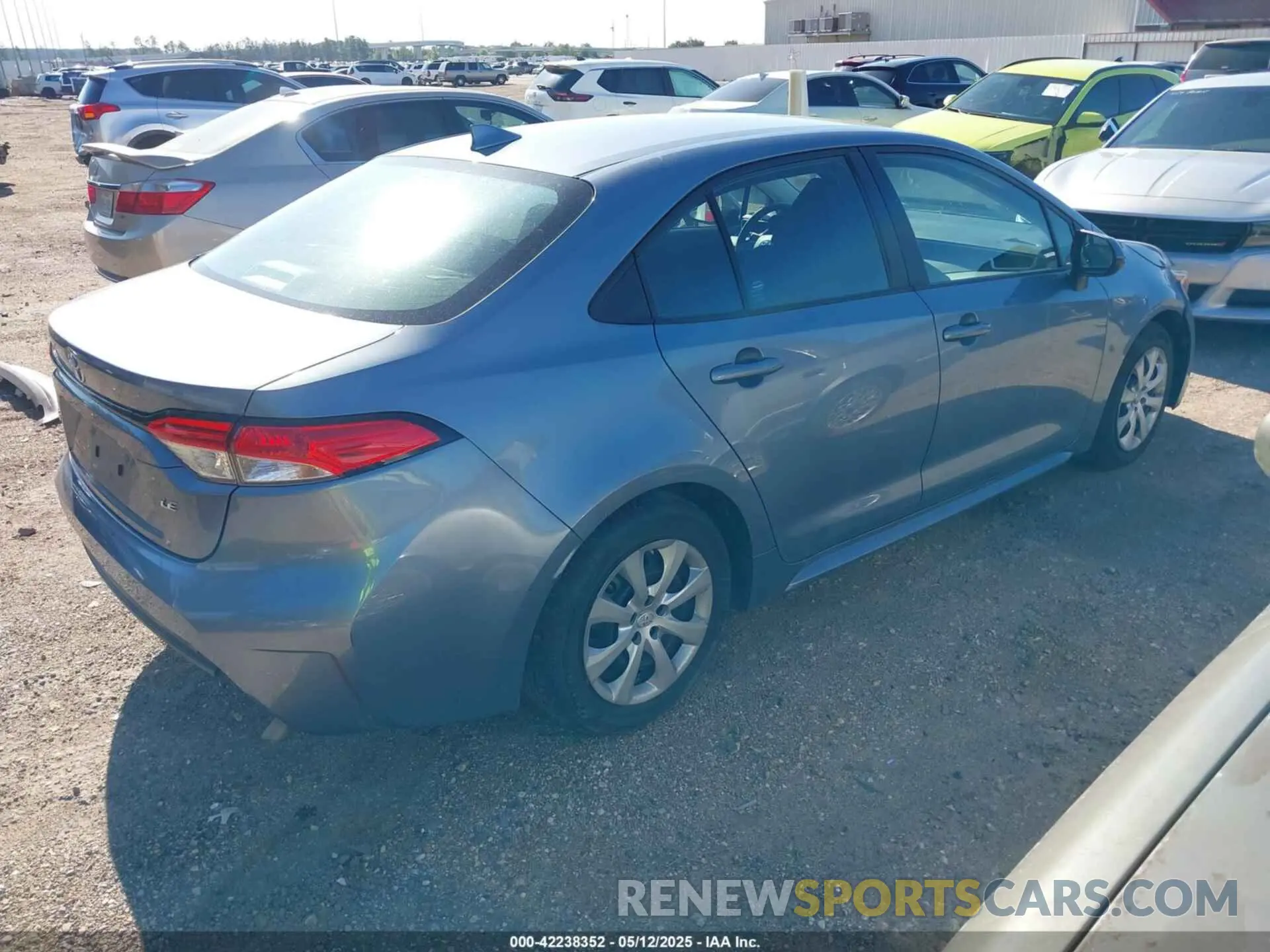 4 Photograph of a damaged car 5YFB4MDEXPP030892 TOYOTA COROLLA 2023
