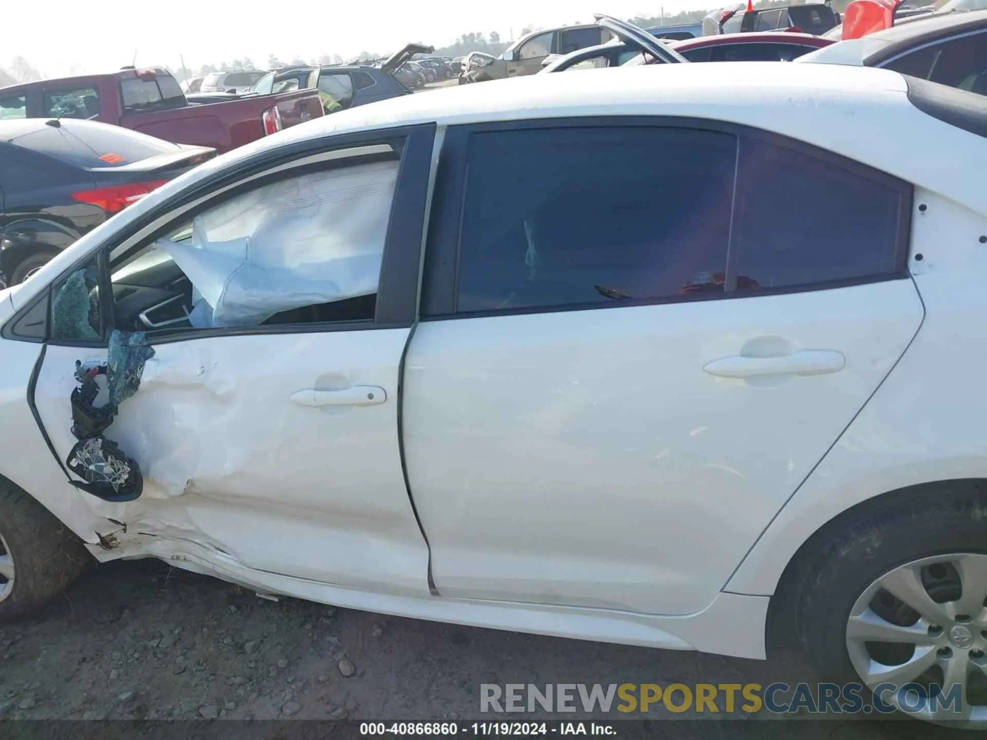 14 Photograph of a damaged car 5YFB4MDEXPP058899 TOYOTA COROLLA 2023