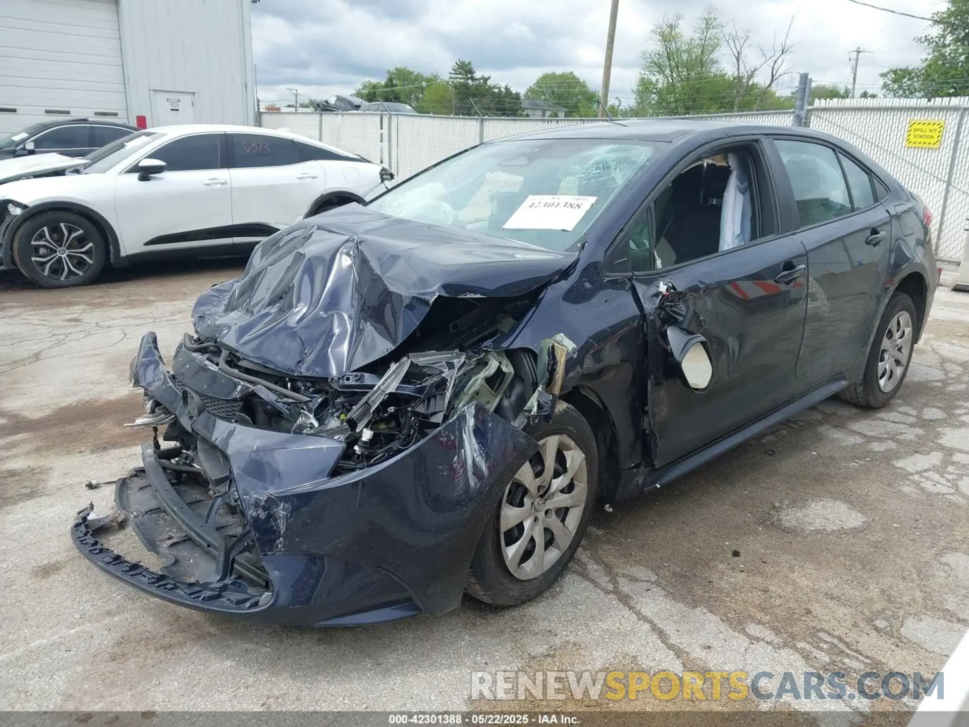 2 Photograph of a damaged car 5YFB4MDEXPP066663 TOYOTA COROLLA 2023